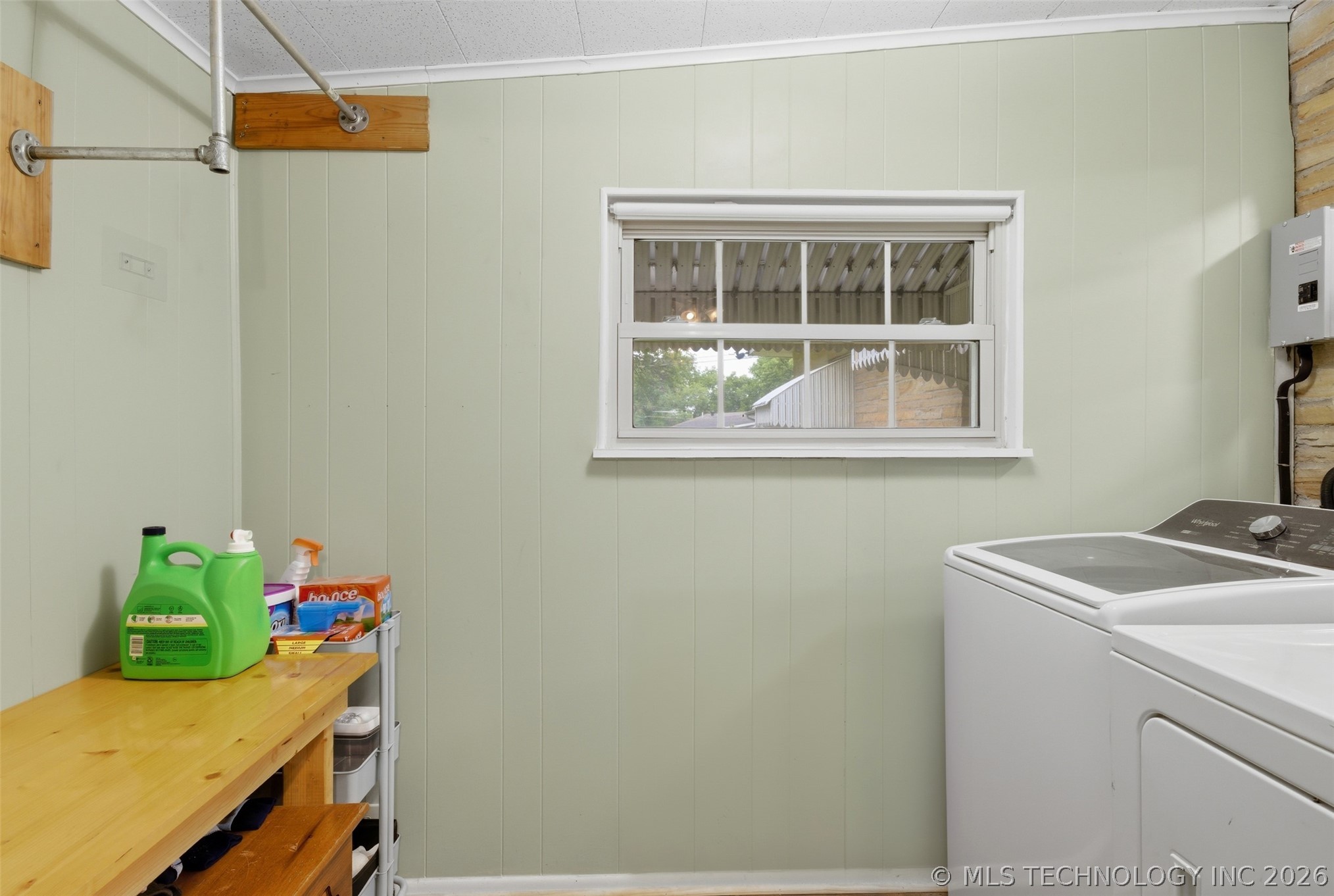 228 S Bell Property Photo 36