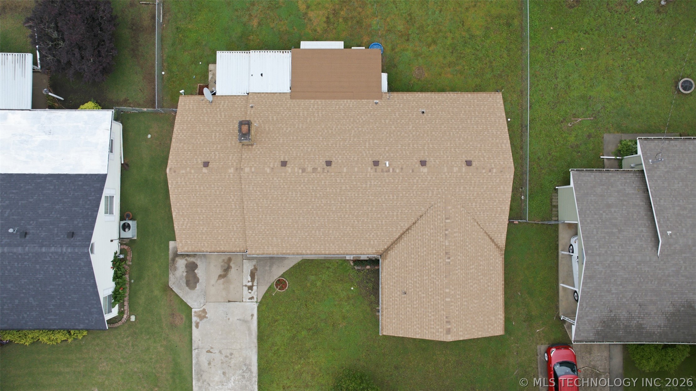 228 S Bell Property Photo 44