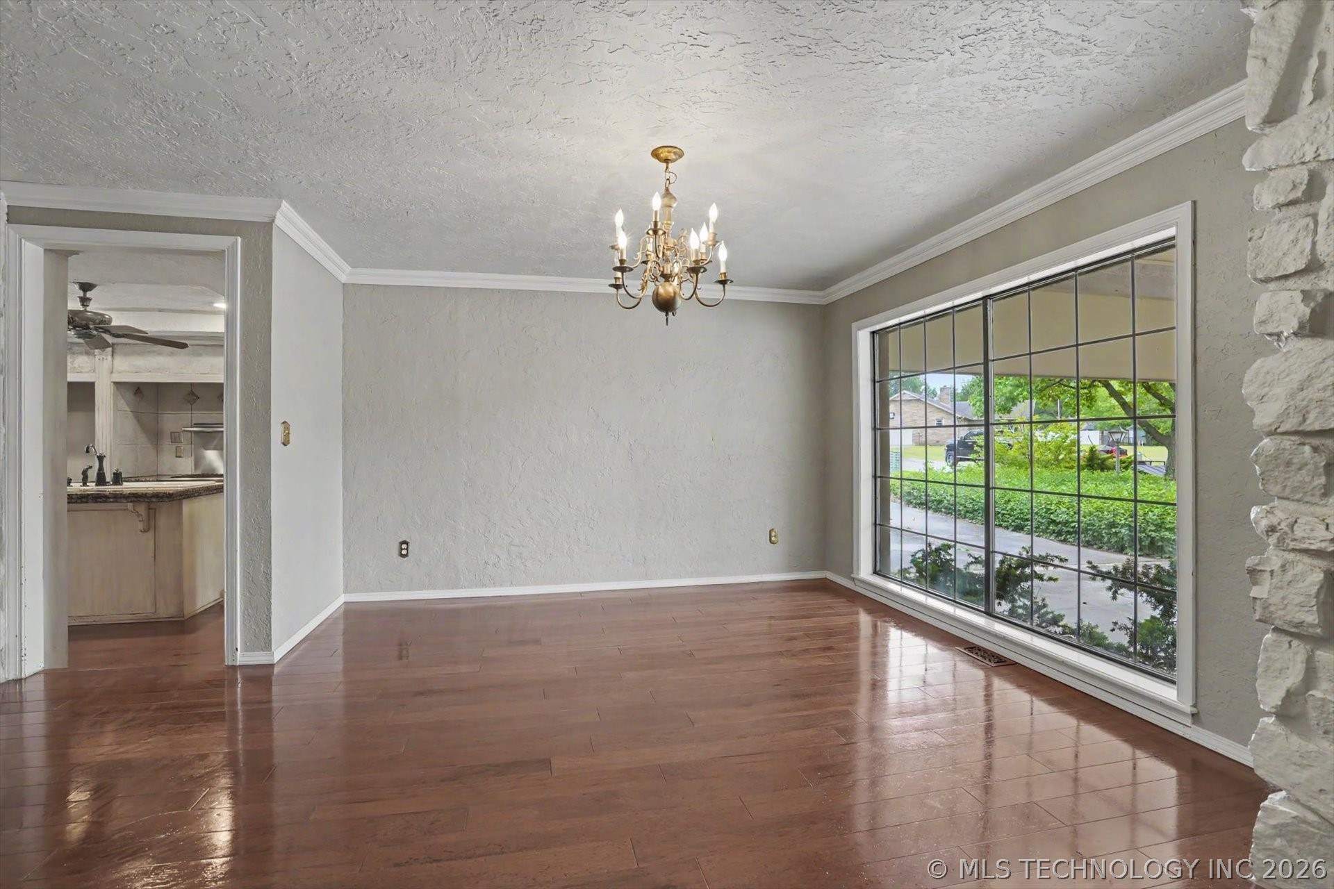 105 Mockingbird Lane Property Photo 7