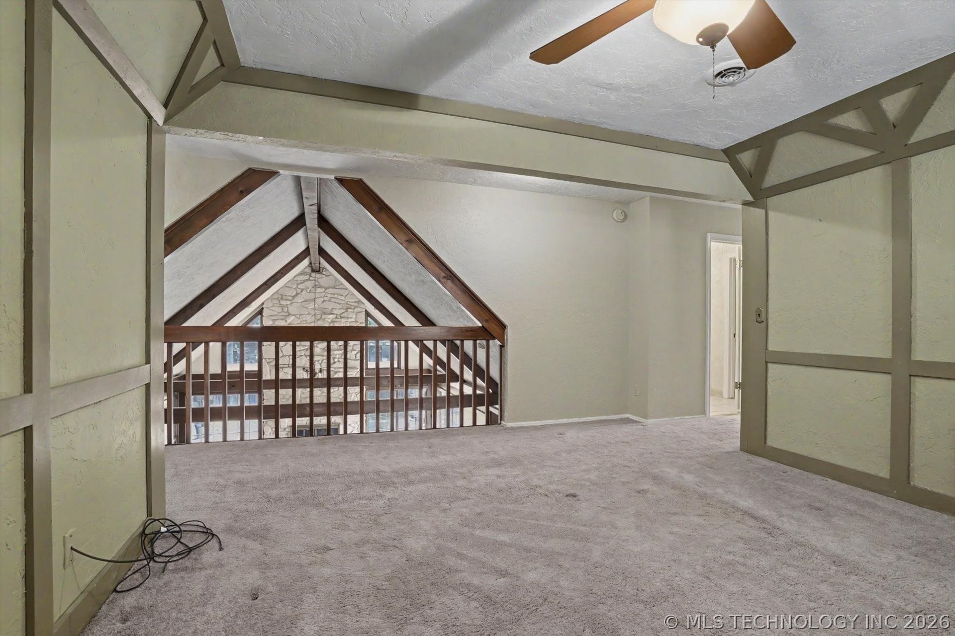 105 Mockingbird Lane Property Photo 36