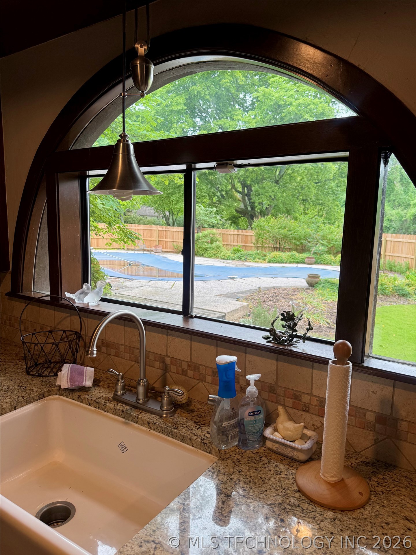 5909 Rolling Oaks Drive Property Photo 11