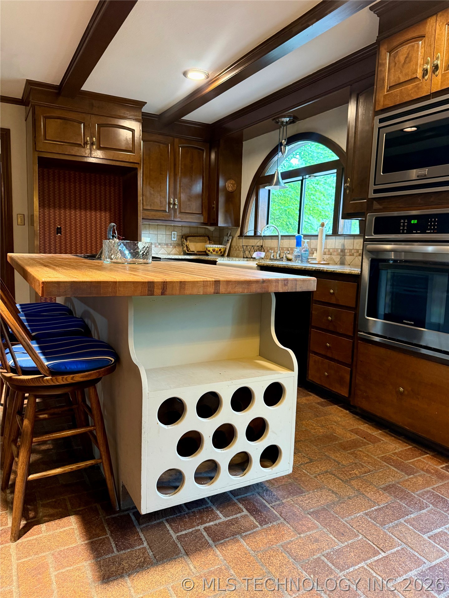 5909 Rolling Oaks Drive Property Photo 15