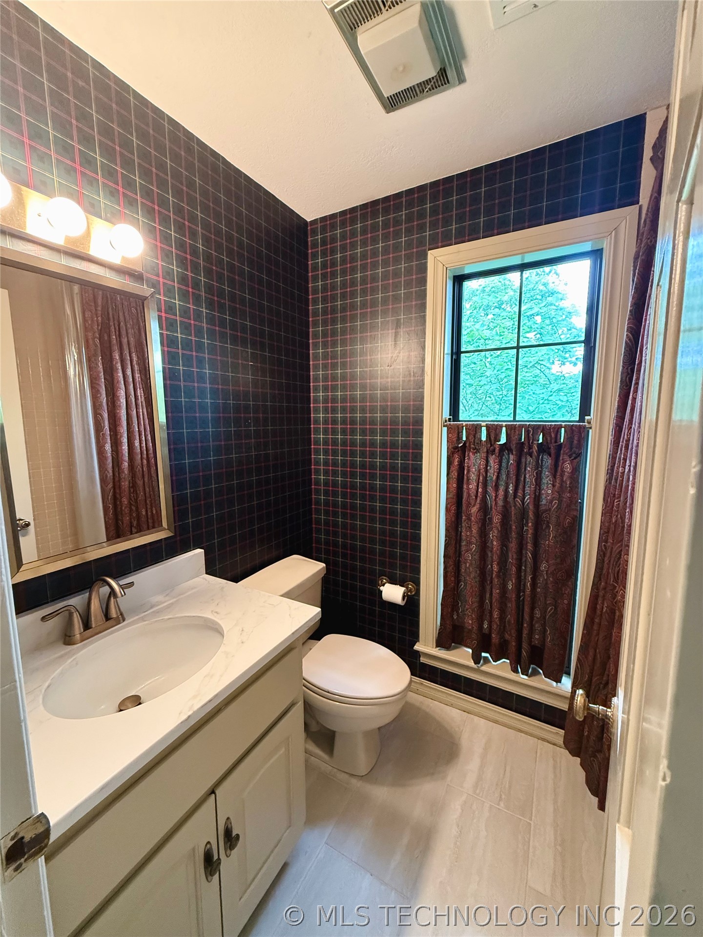 5909 Rolling Oaks Drive Property Photo 33