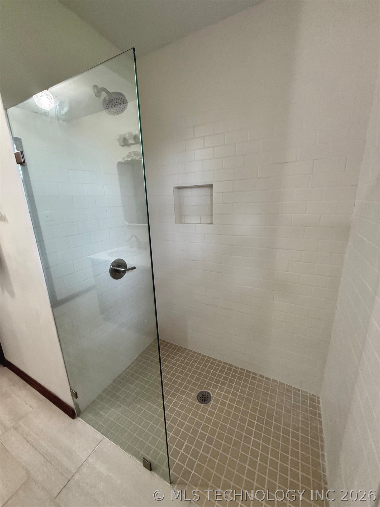 5909 Rolling Oaks Drive Property Photo 42