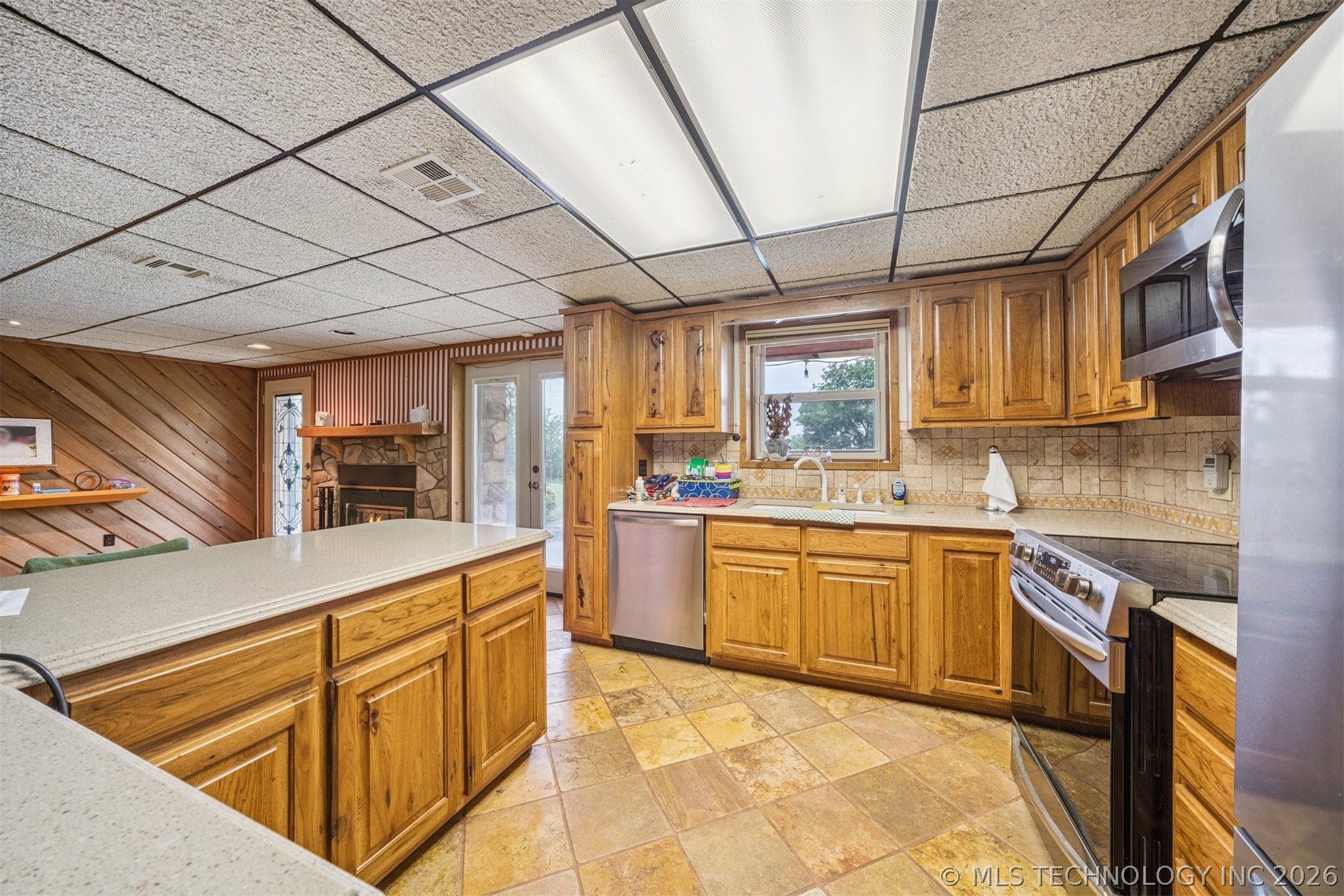 18415 E 590 Road Property Photo 6