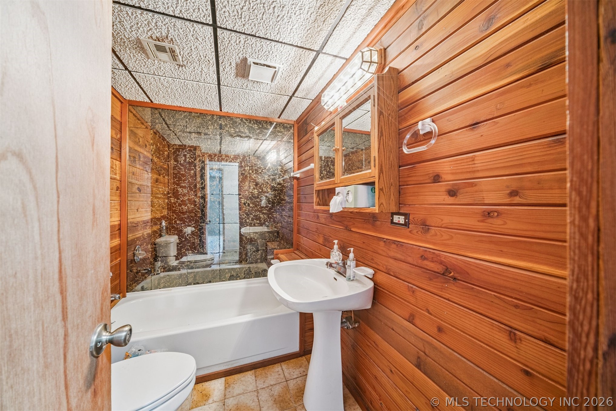 18415 E 590 Road Property Photo 14