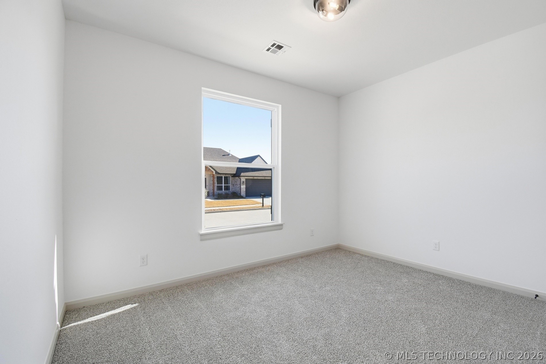 1218 N Elder Avenue Property Photo 22