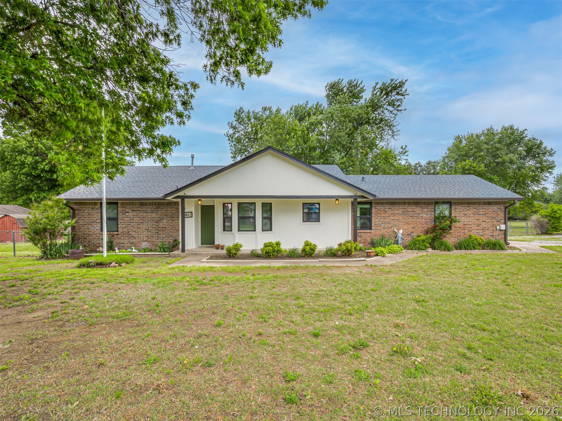 29822 S Cameron Drive Property Photo 2