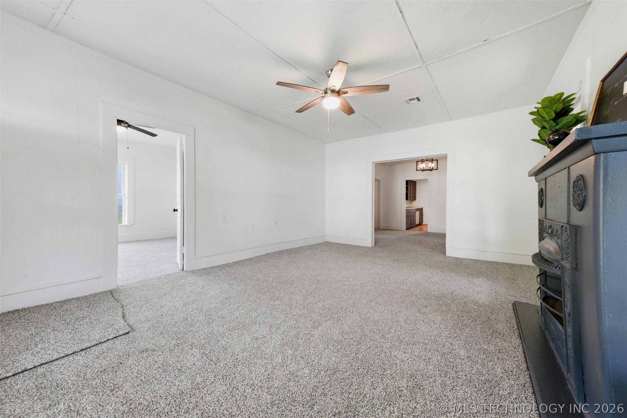 311 F Street Ne Property Photo 3