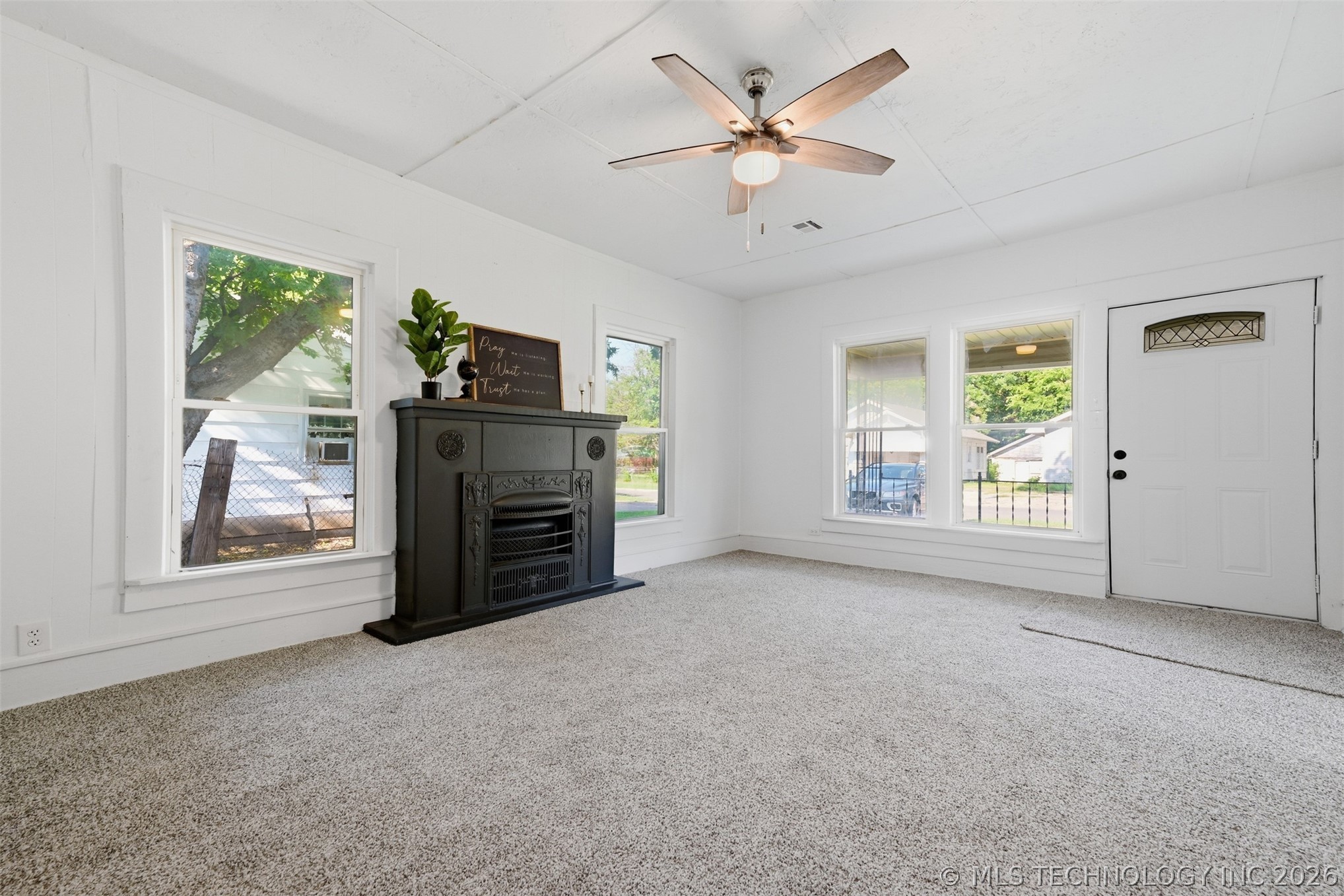 311 F Street Ne Property Photo 5
