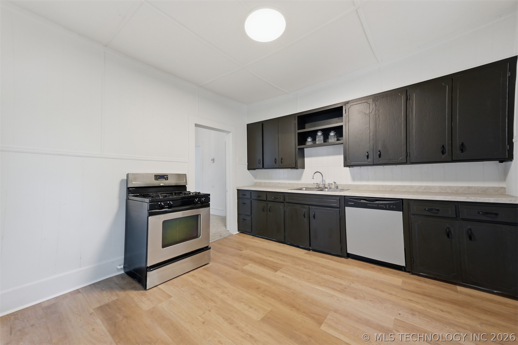 311 F Street Ne Property Photo 11
