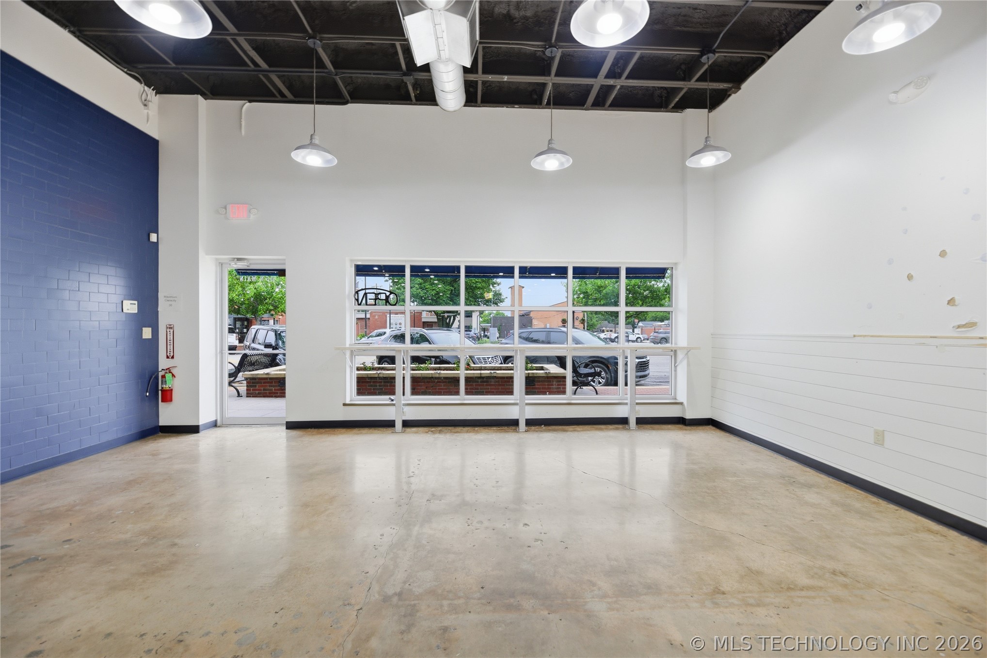 115 N Main Street Property Photo 6