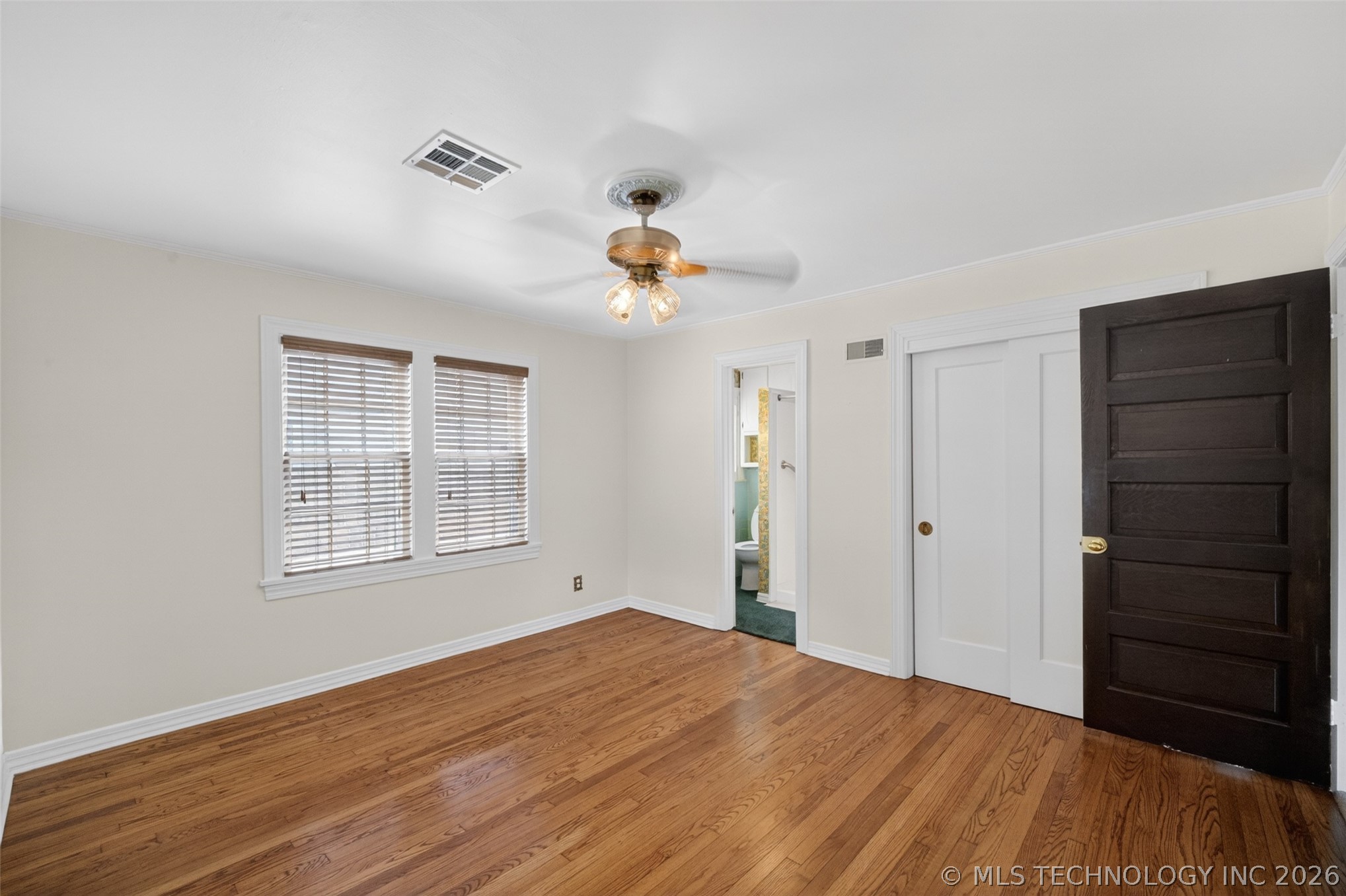 2128 S Osage Avenue Property Photo 11