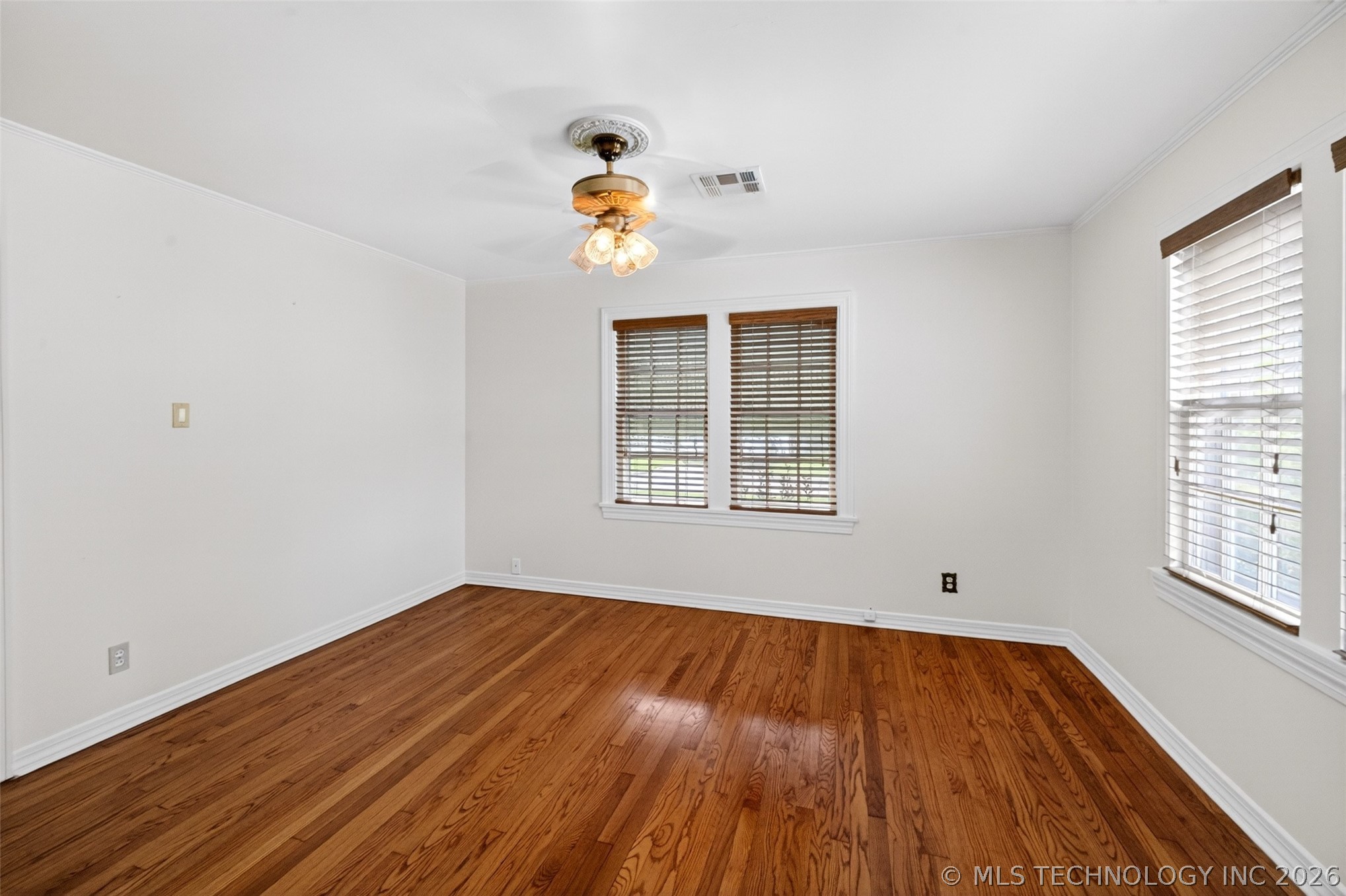 2128 S Osage Avenue Property Photo 14