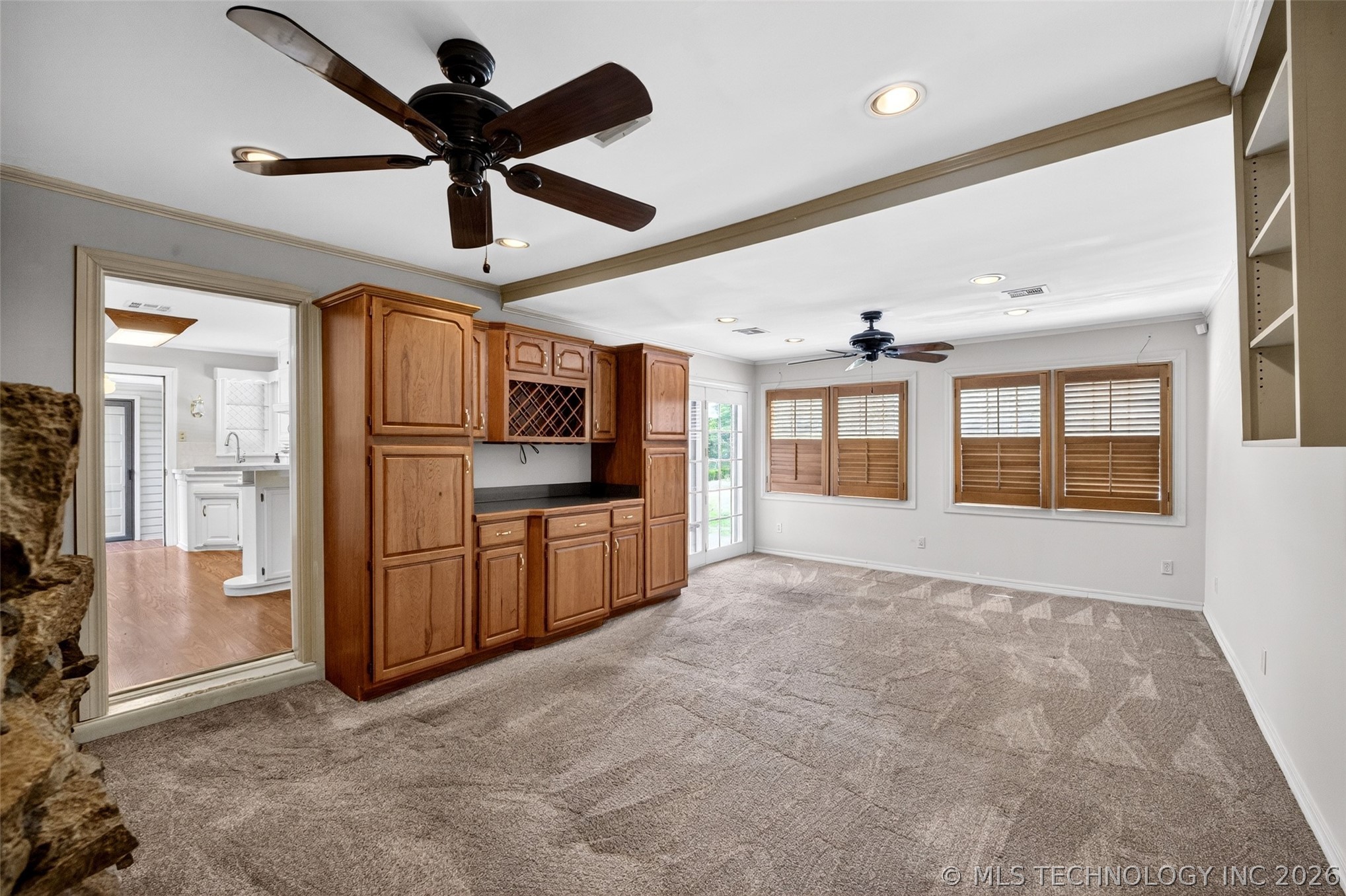 2128 S Osage Avenue Property Photo 28