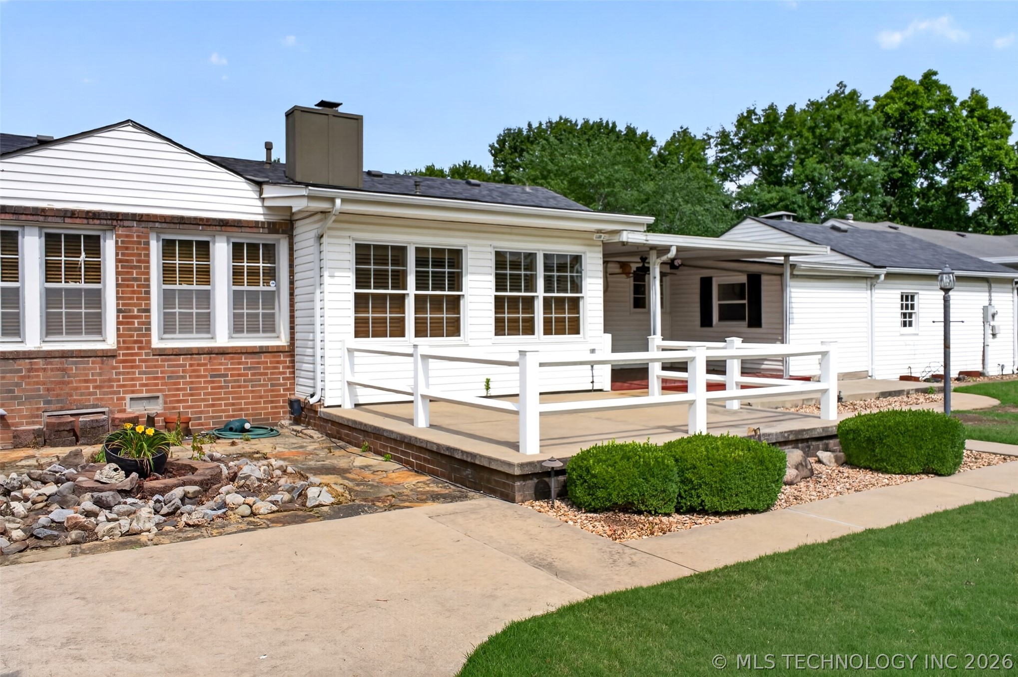 2128 S Osage Avenue Property Photo 44