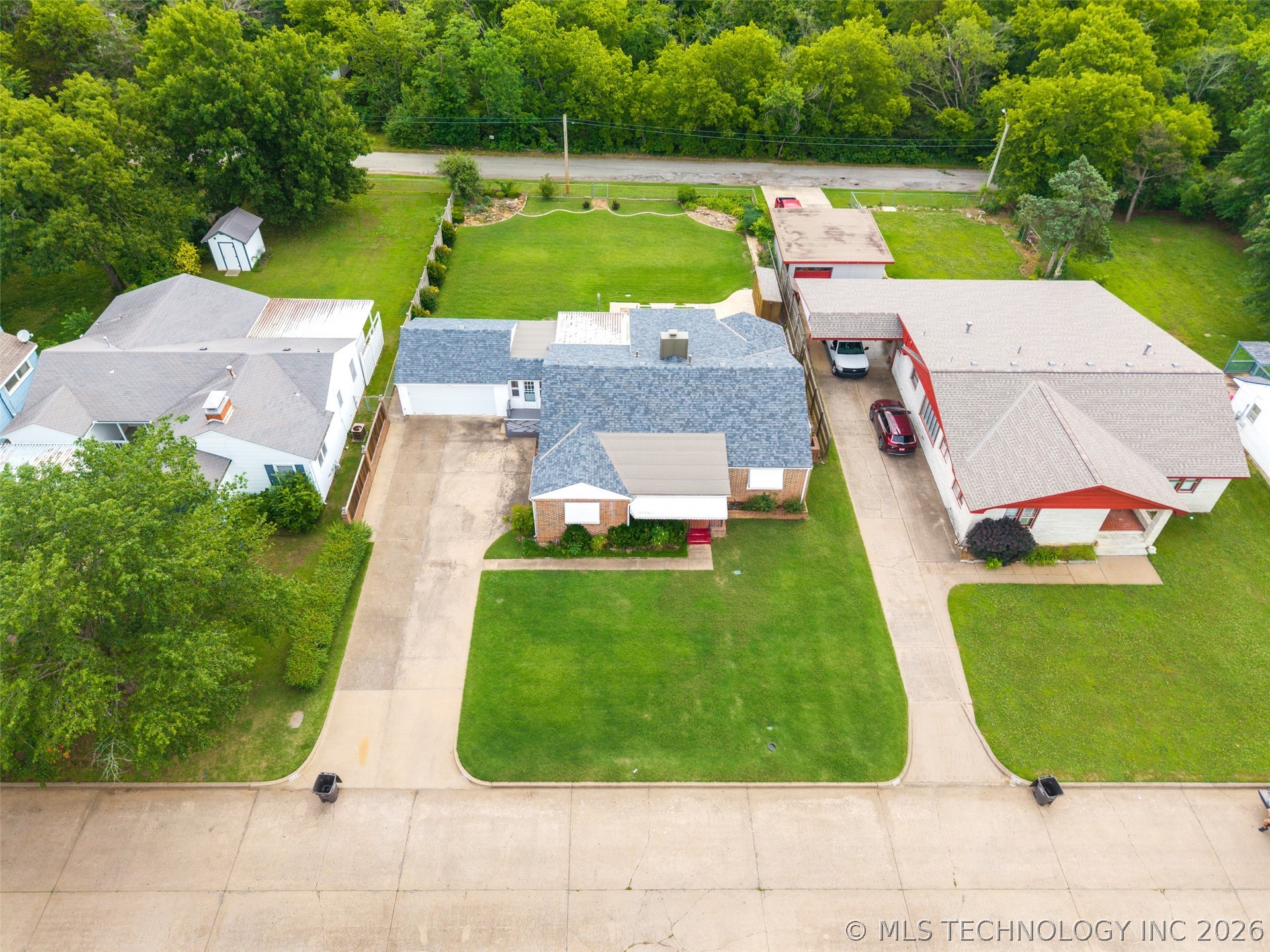 2128 S Osage Avenue Property Photo 49