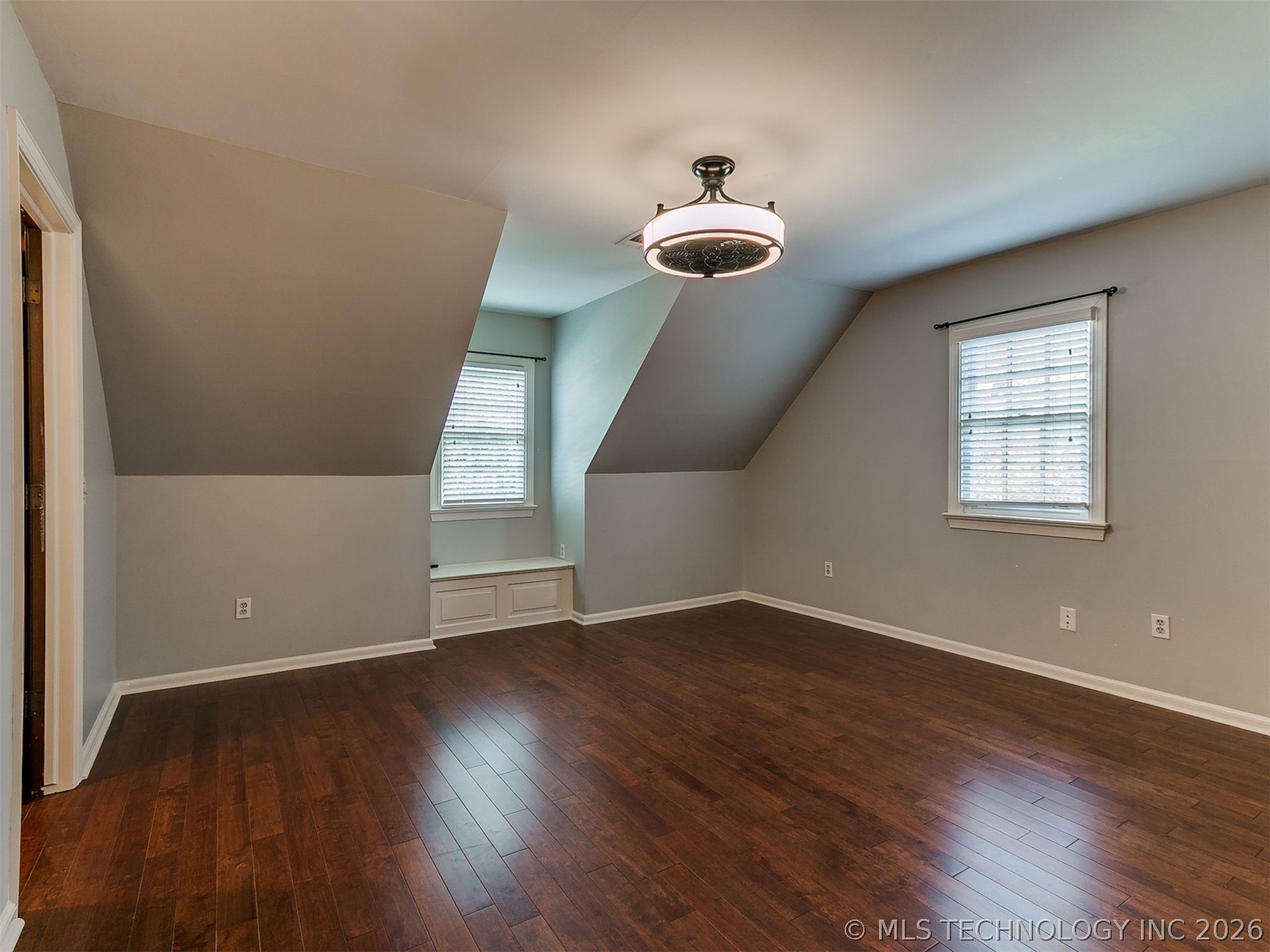 3822 S Atlanta Place Property Photo 36