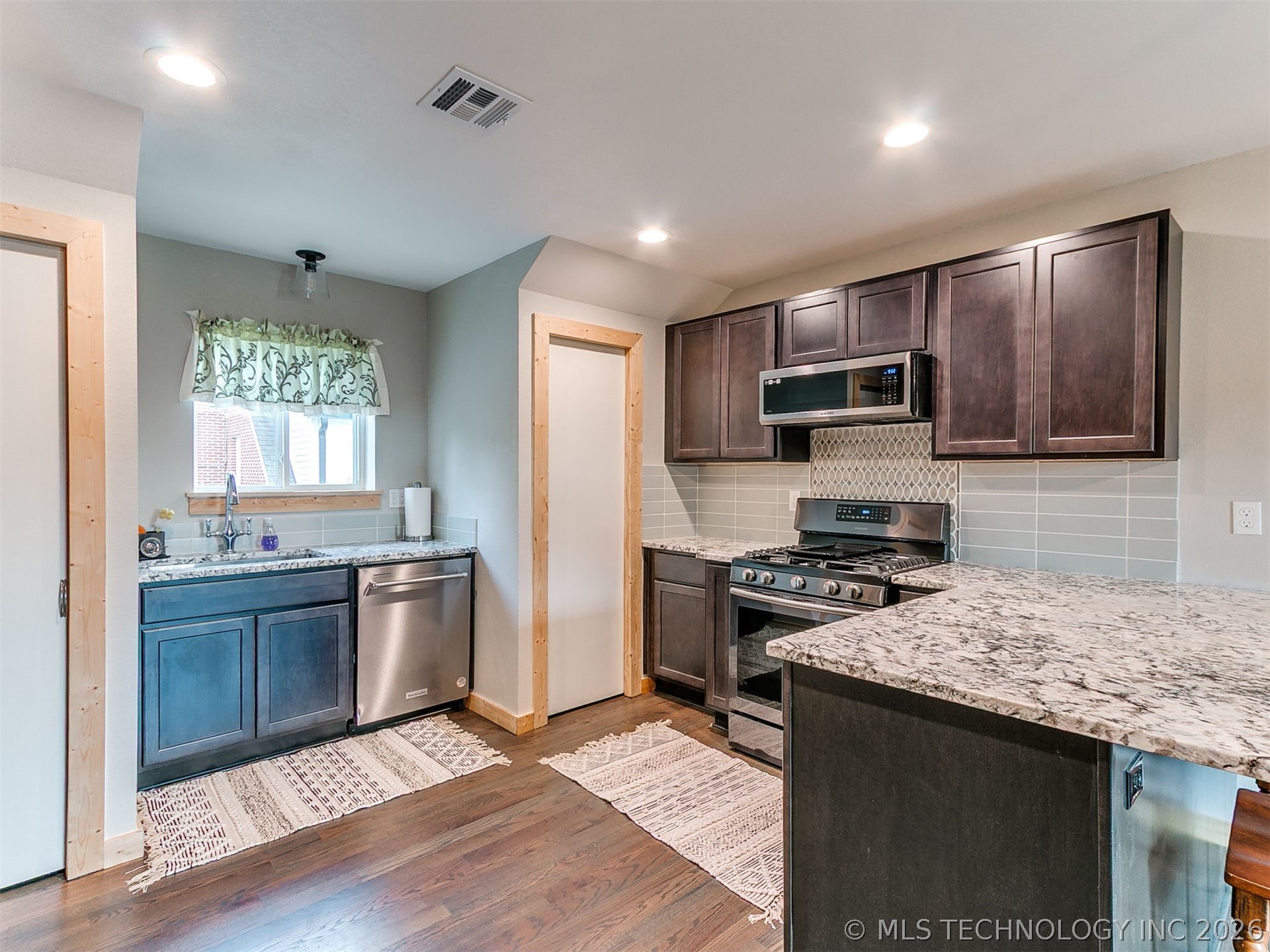 3822 S Atlanta Place Property Photo 47