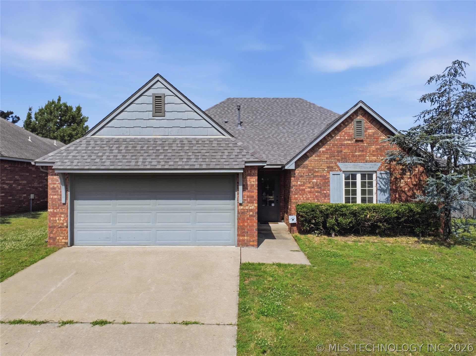 11618 S Primrose Court Property Photo 1
