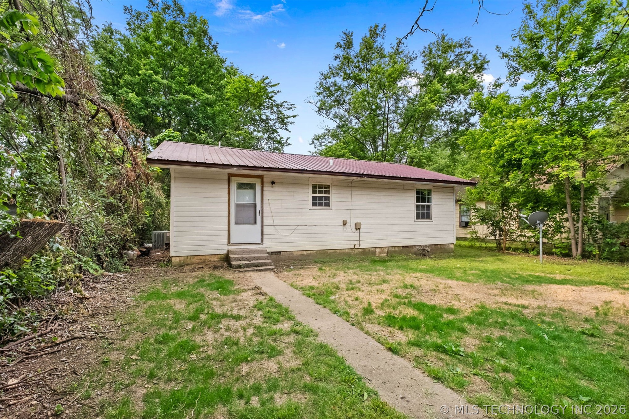 317 W Cedar Property Photo 26