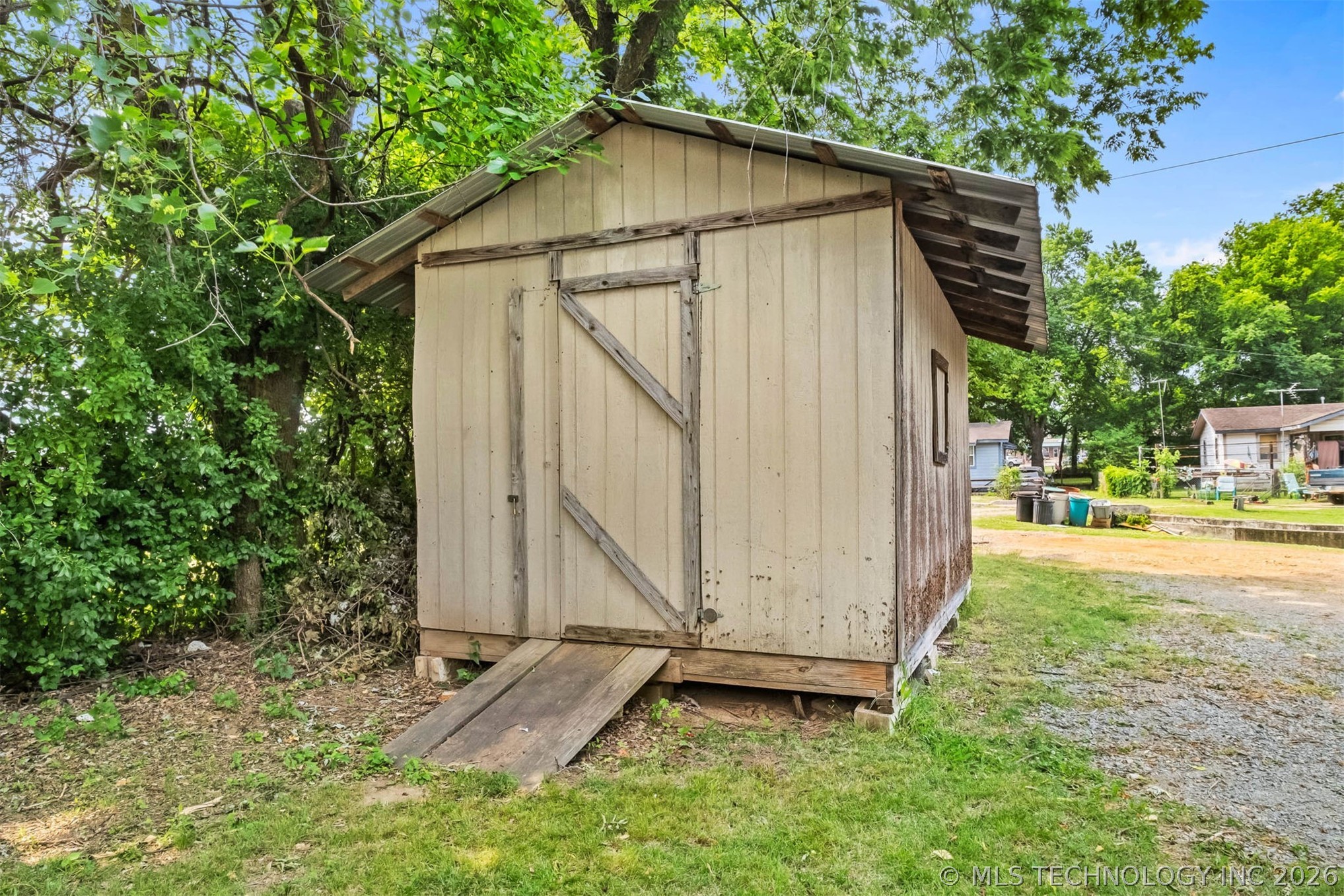 317 W Cedar Property Photo 27