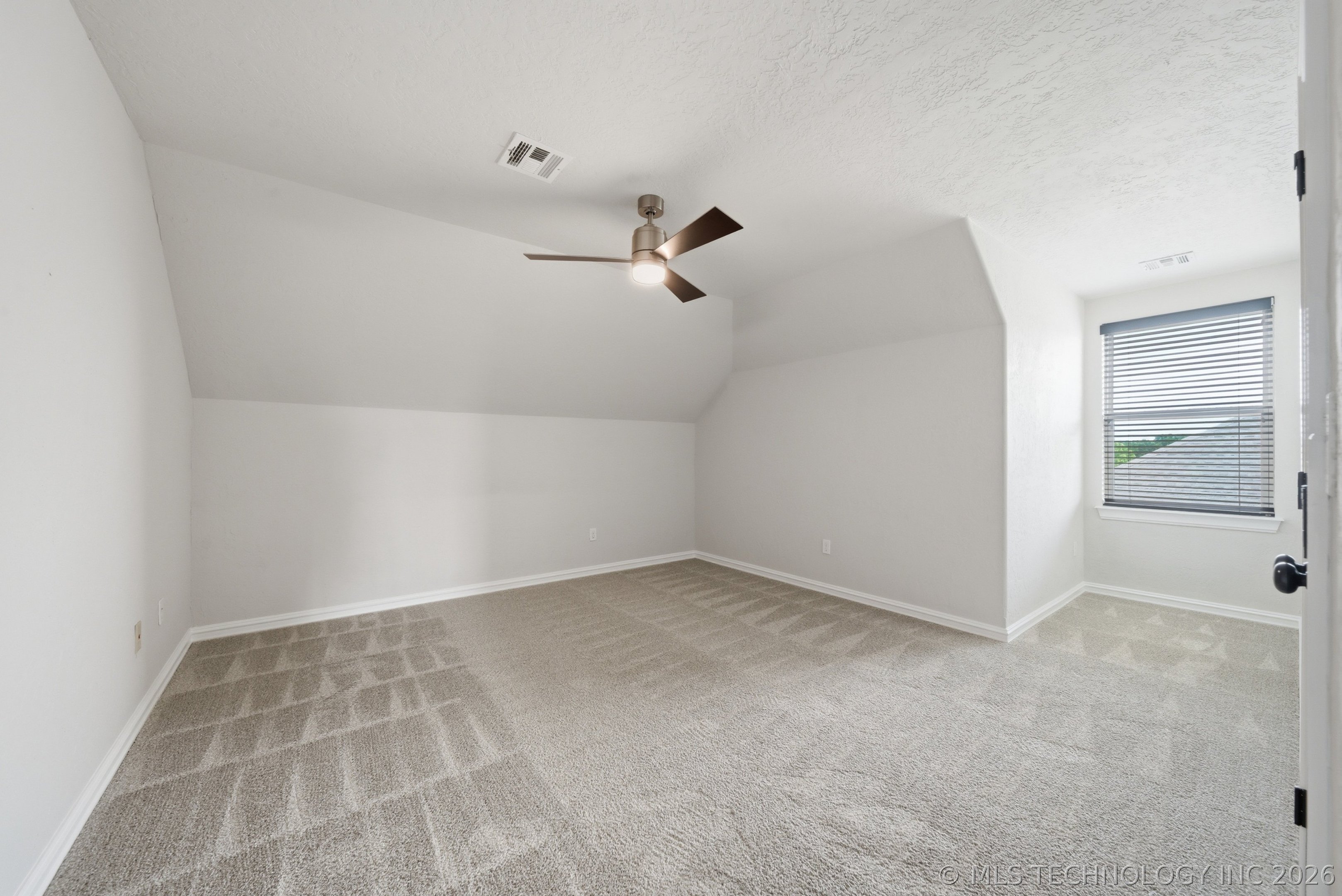 10716 Masters Circle Property Photo 32