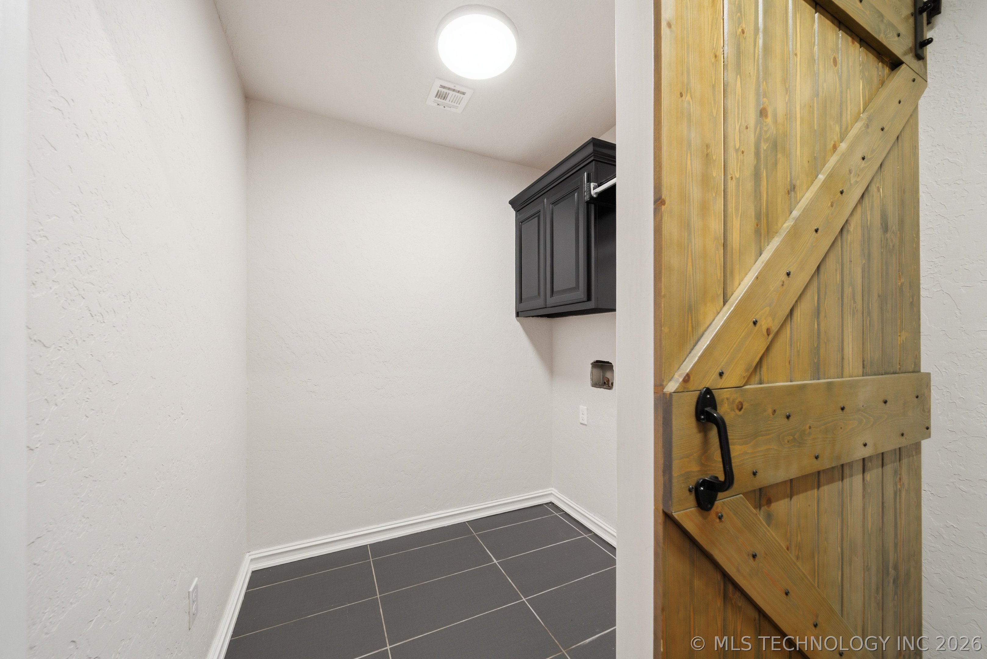 10716 Masters Circle Property Photo 33