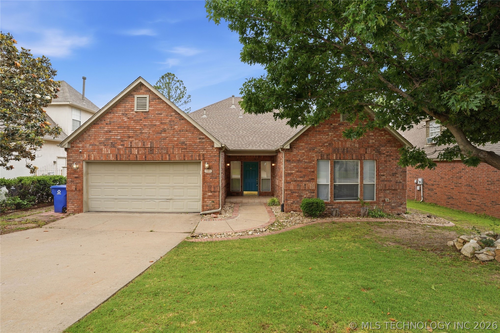 3404 N Battle Creek Drive Property Photo 3
