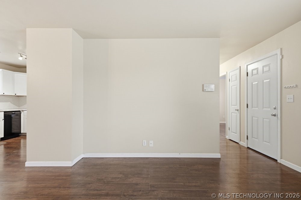 3404 N Battle Creek Drive Property Photo 7