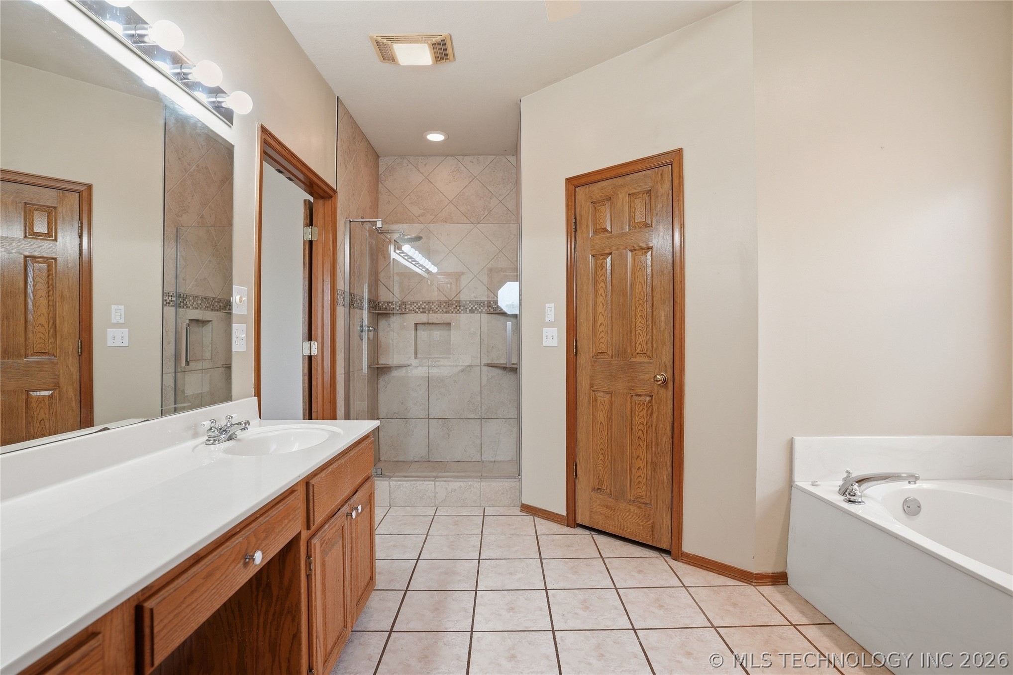 3404 N Battle Creek Drive Property Photo 35