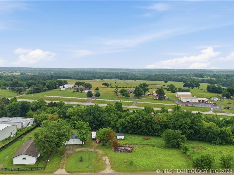 13525 S 4190 Road Property Photo 3