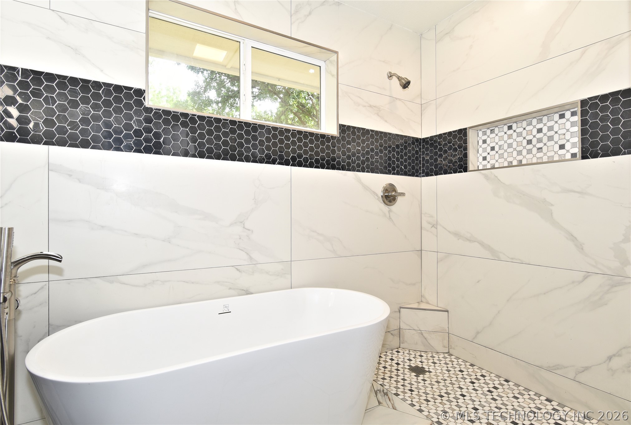 28082 E 121st Street S Property Photo 17