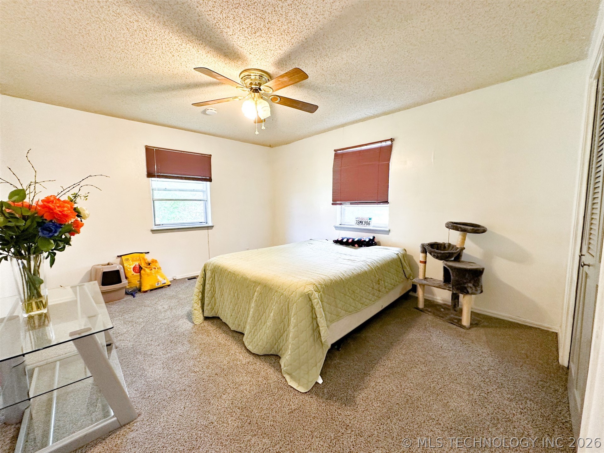 2435 S Woodland Road Property Photo 14