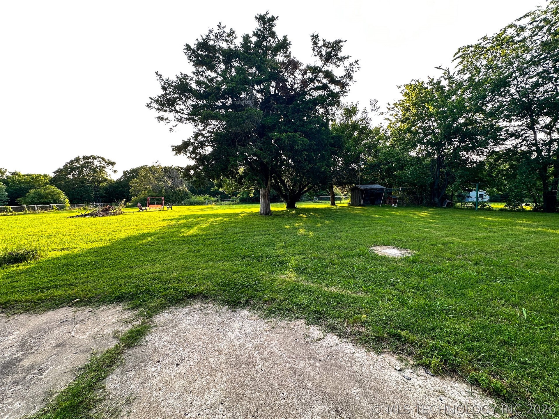 2435 S Woodland Road Property Photo 48