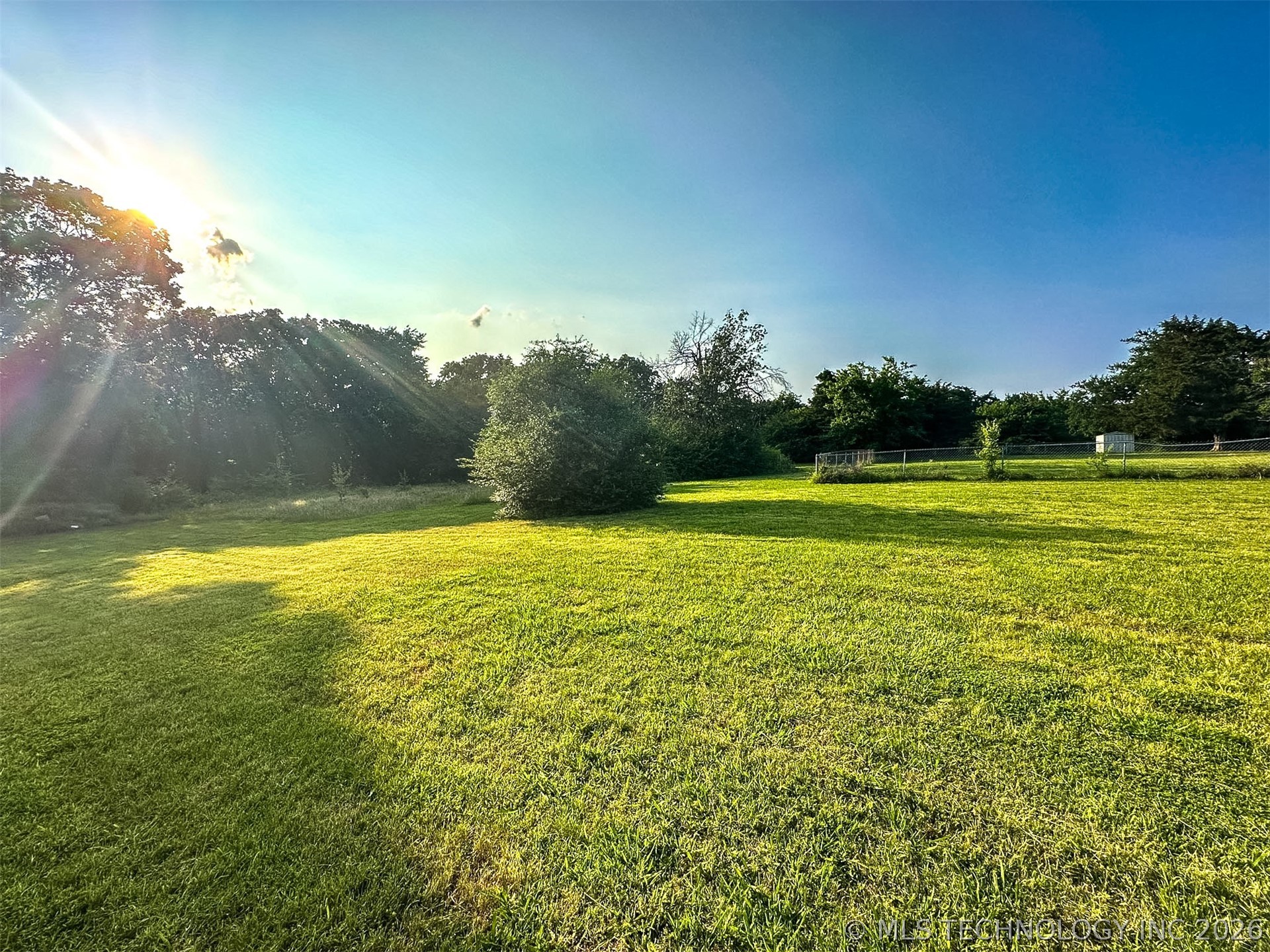 2435 S Woodland Road Property Photo 58