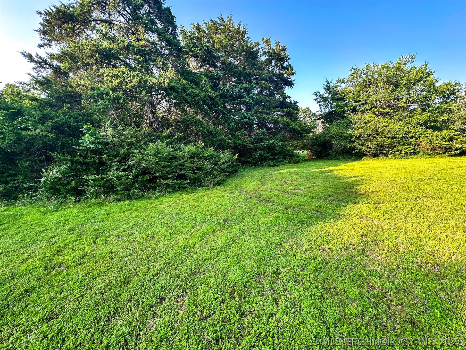 2435 S Woodland Road Property Photo 71