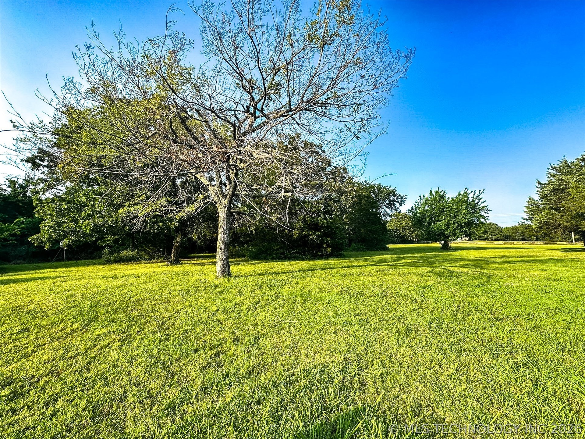 2435 S Woodland Road Property Photo 74