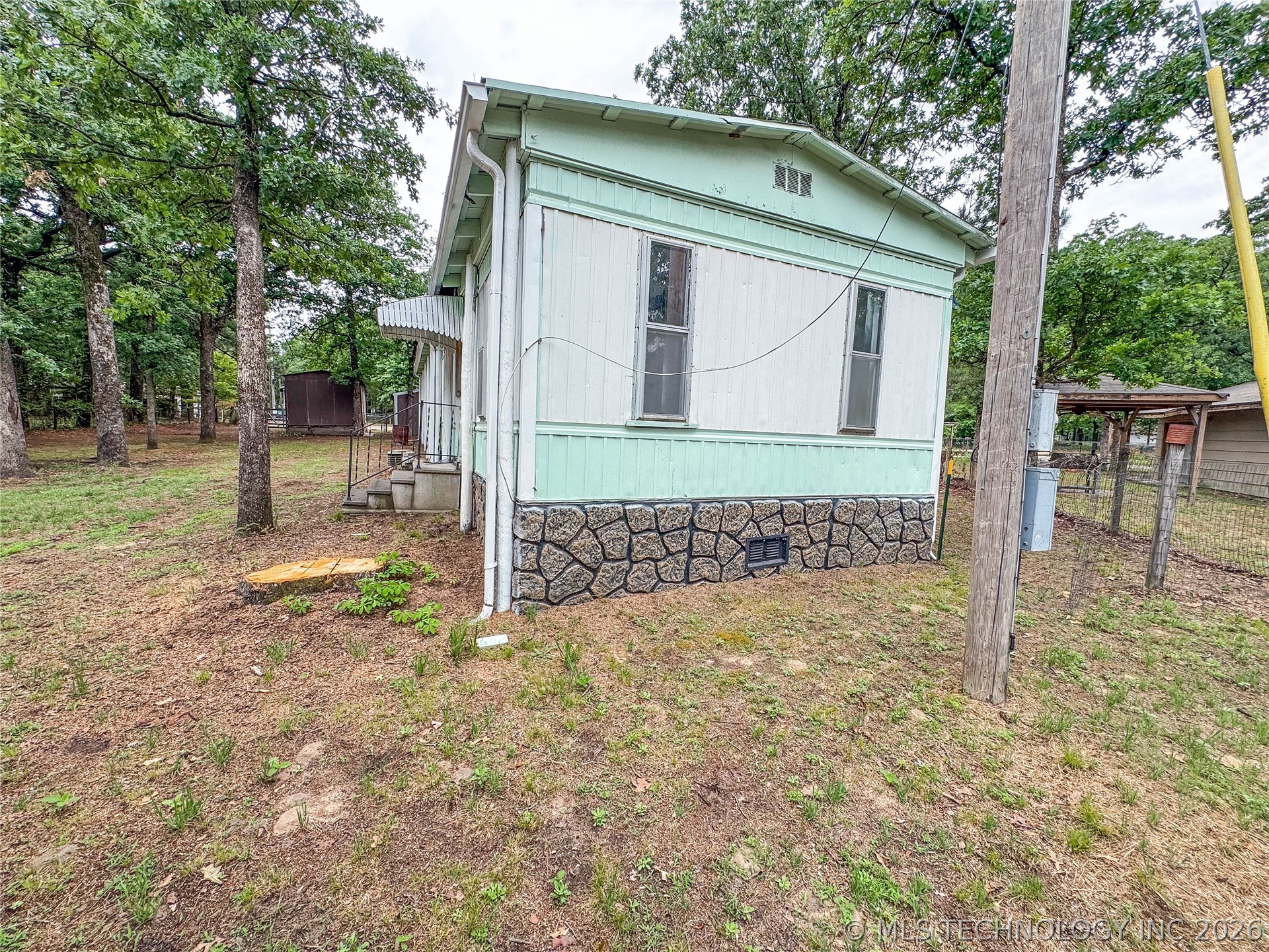 114385 Forest Circle Property Photo 6