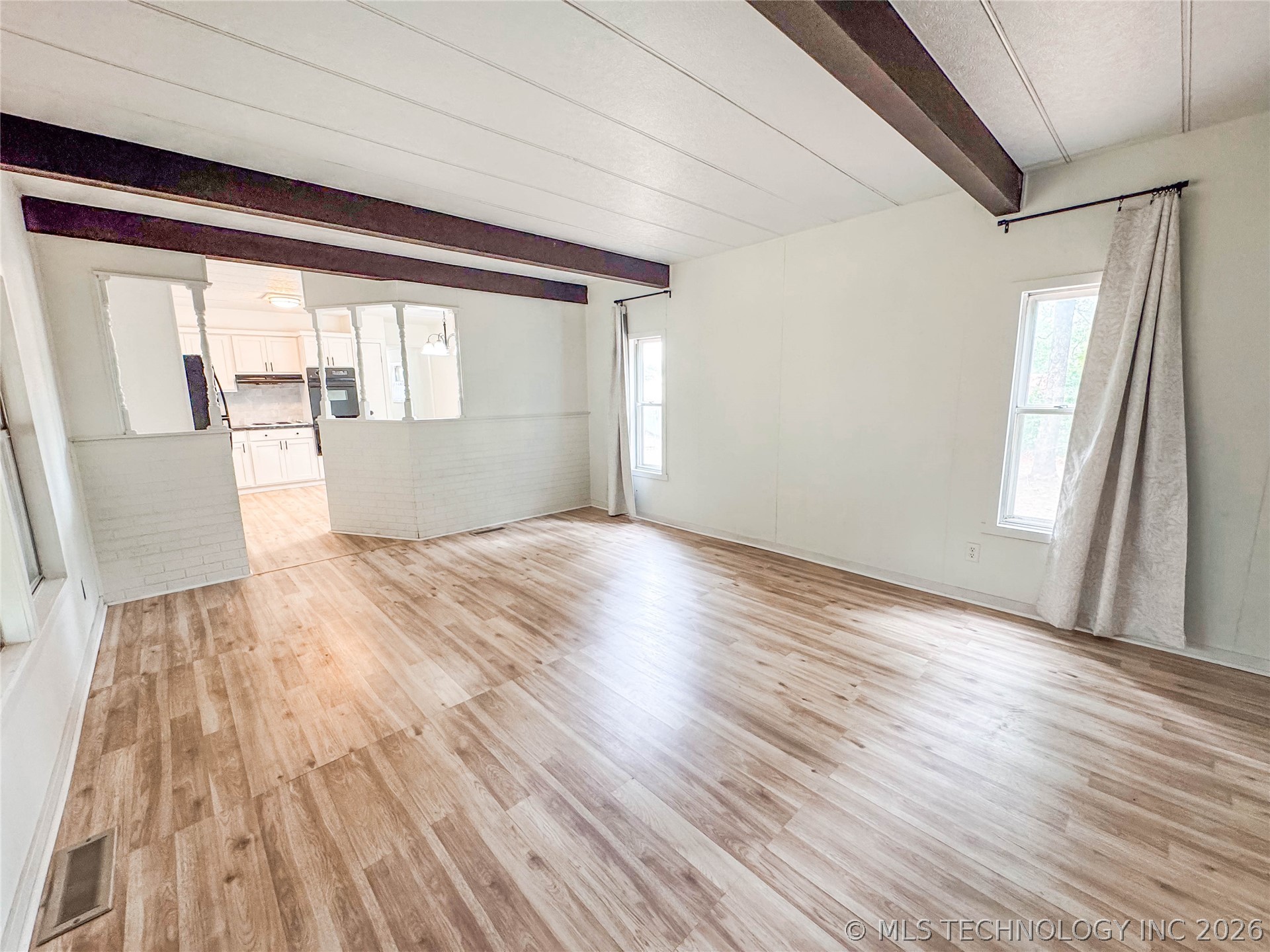 114385 Forest Circle Property Photo 10