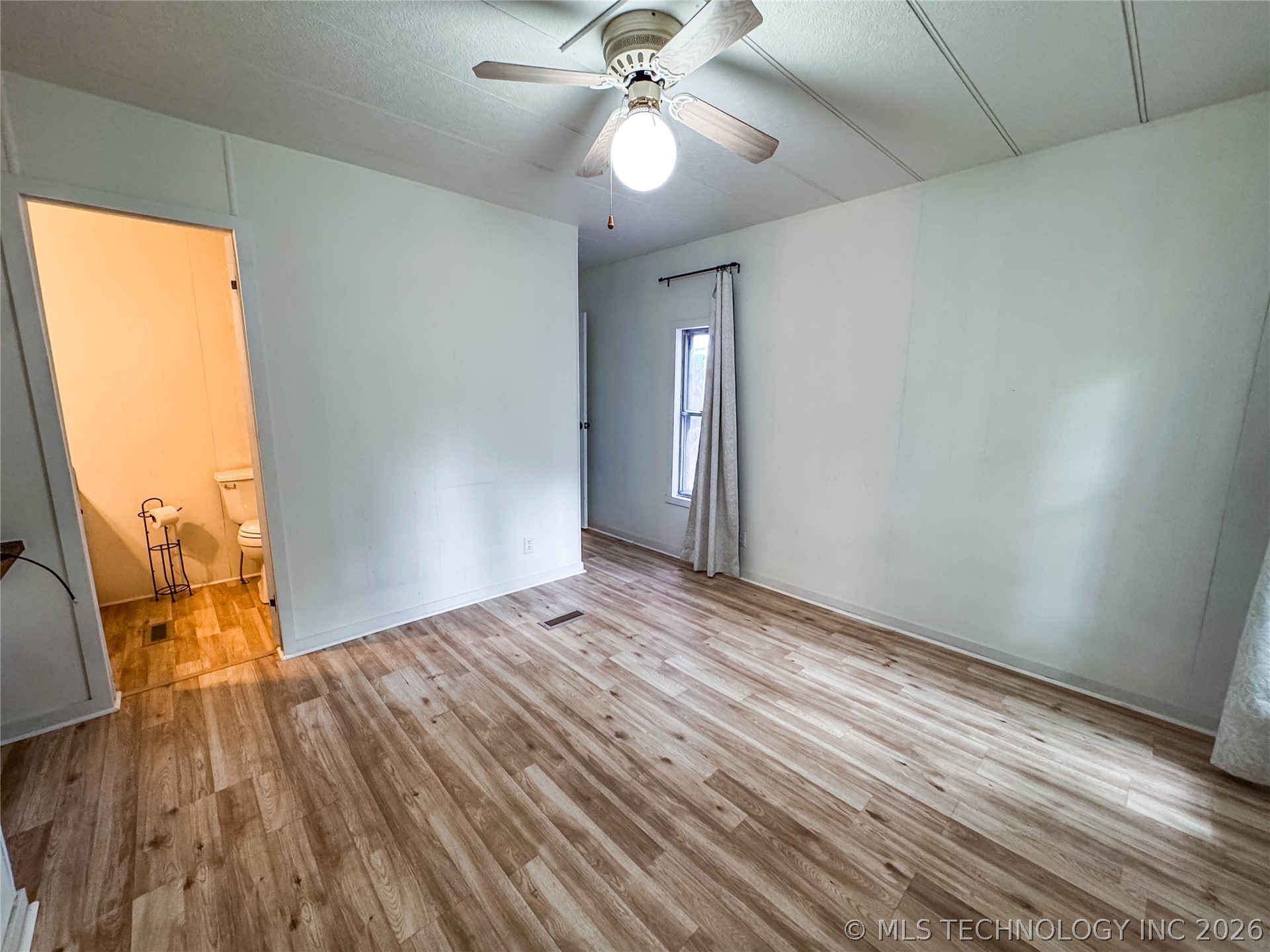 114385 Forest Circle Property Photo 18