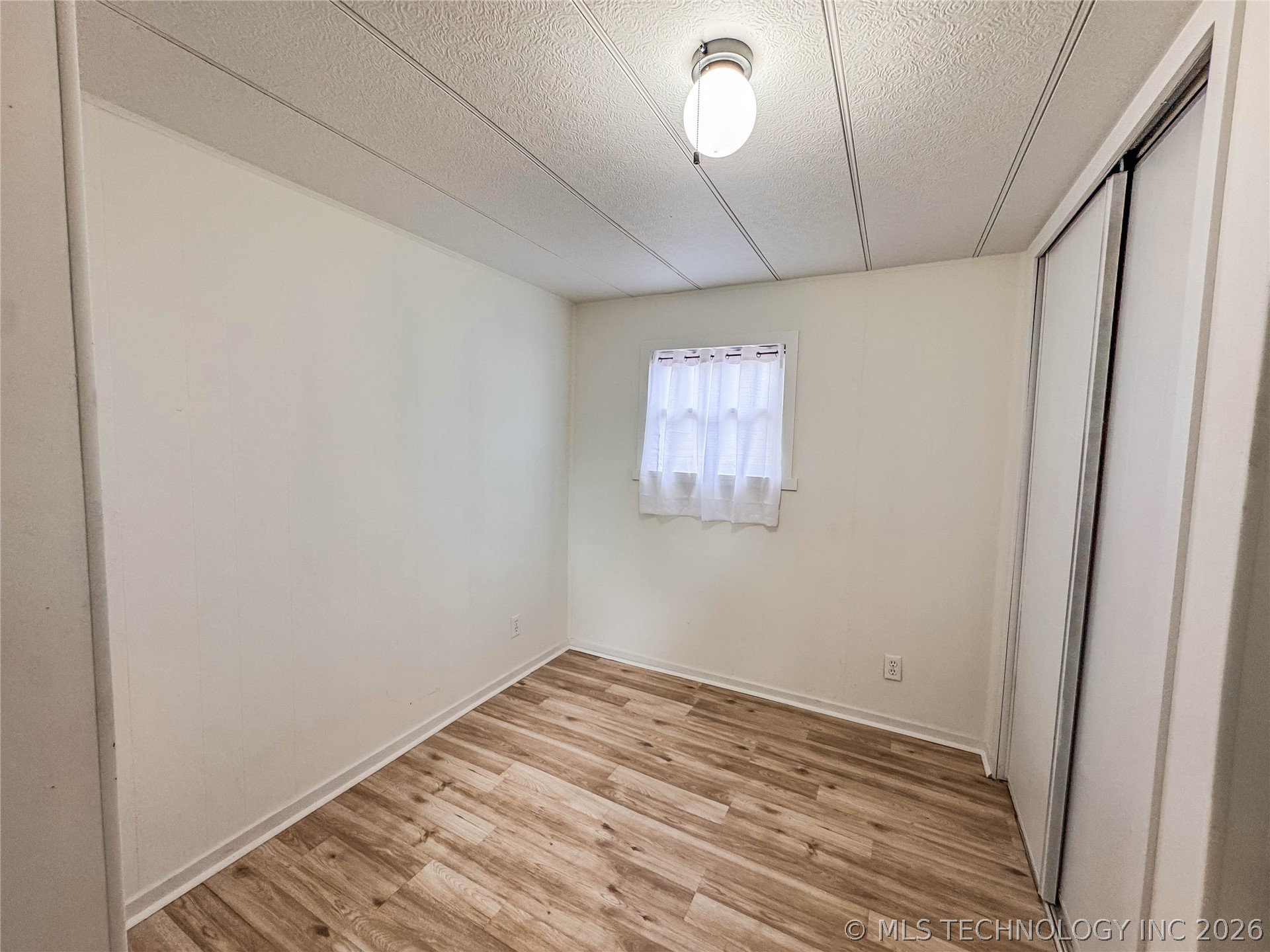 114385 Forest Circle Property Photo 25