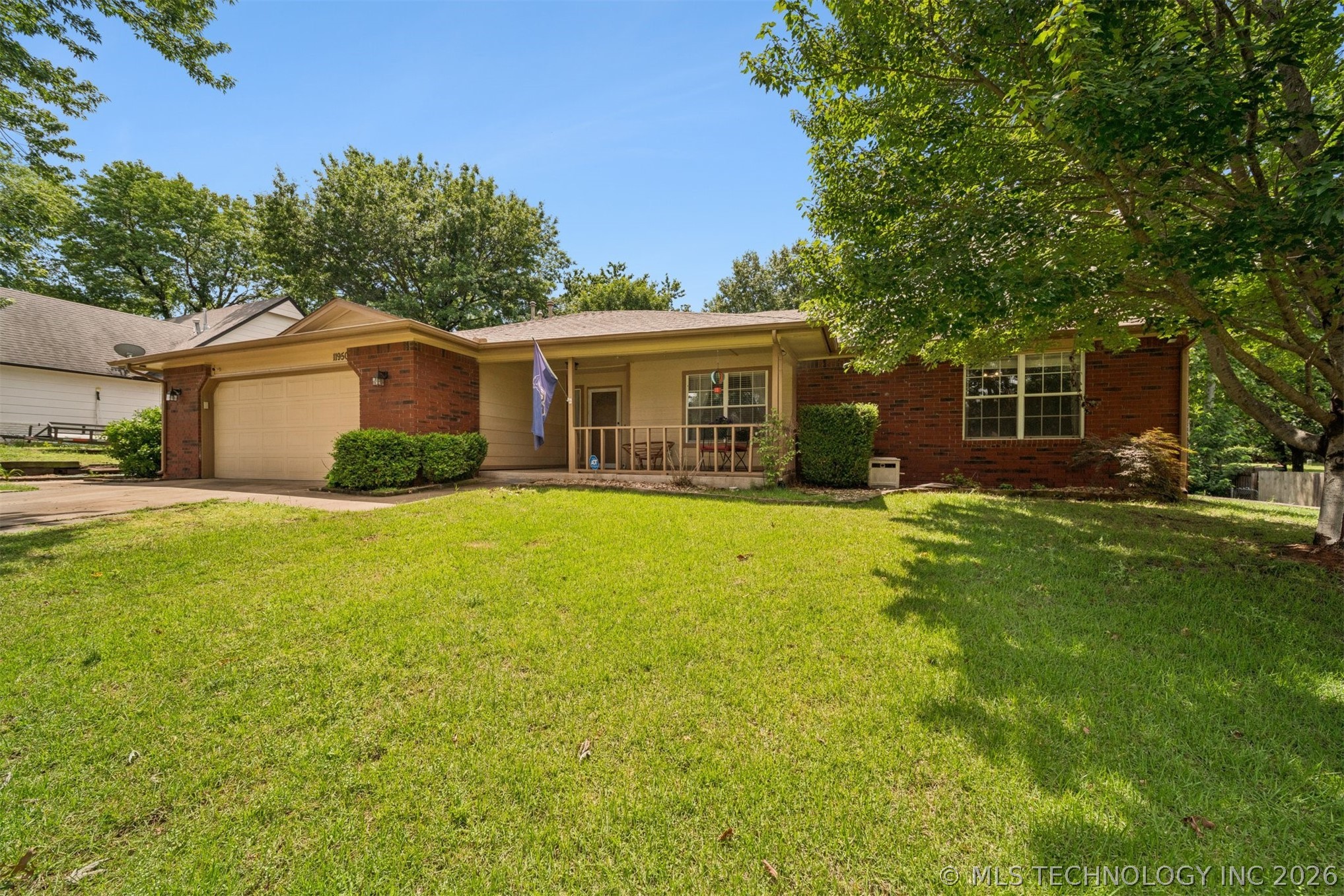 11950 S 266th East Avenue Property Photo 3
