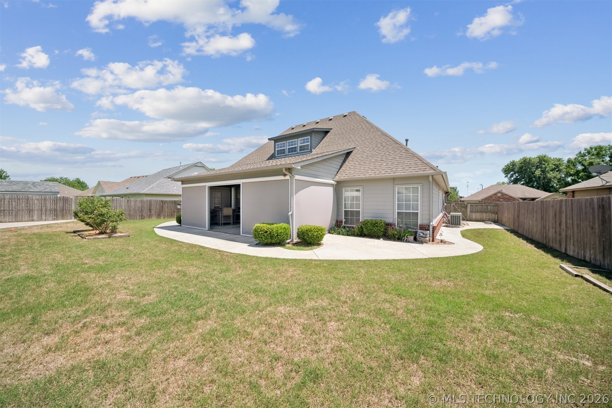 8037 Vintage Trace Drive Property Photo 45