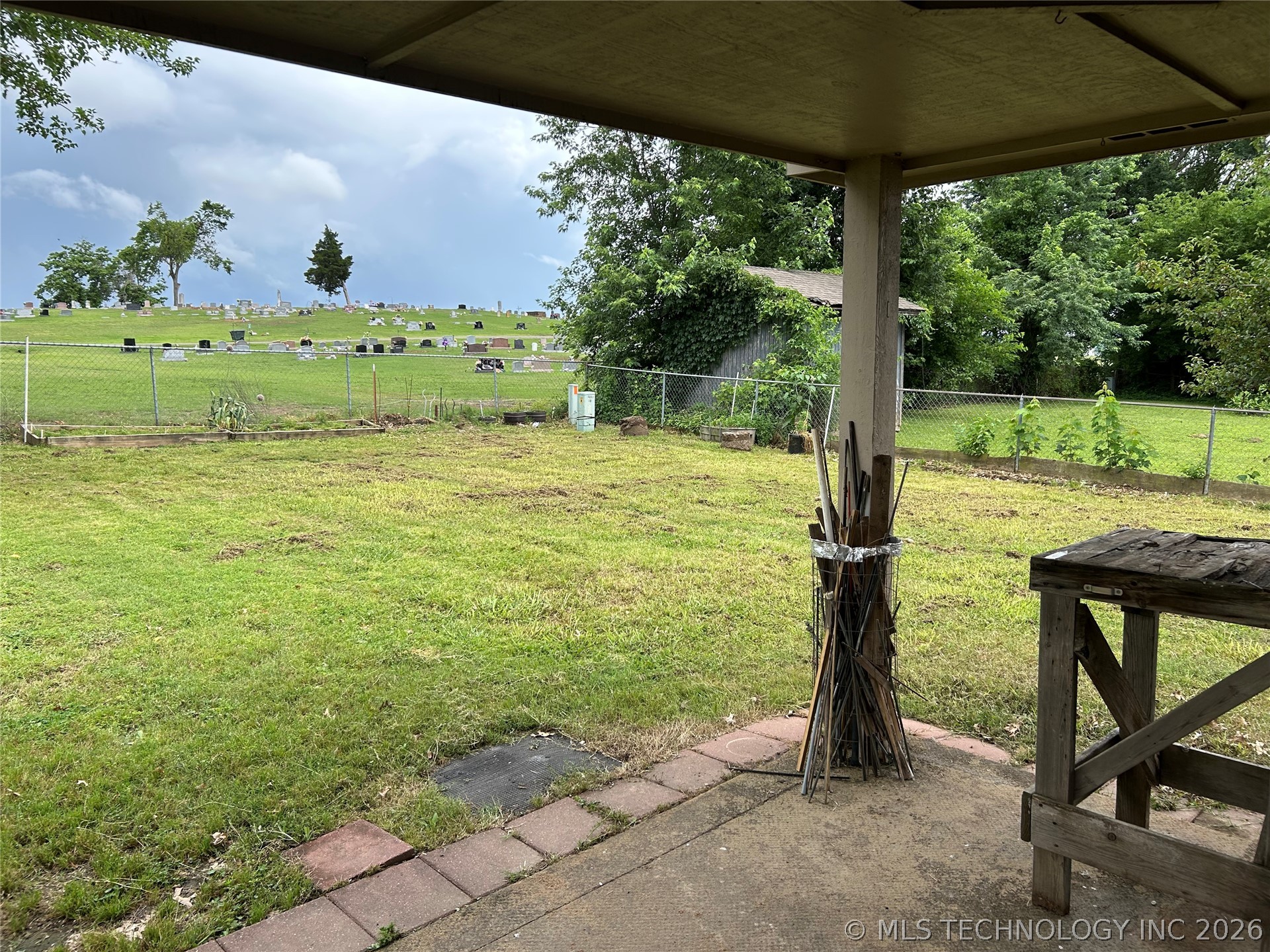 82 S Gladd Road Property Photo 20