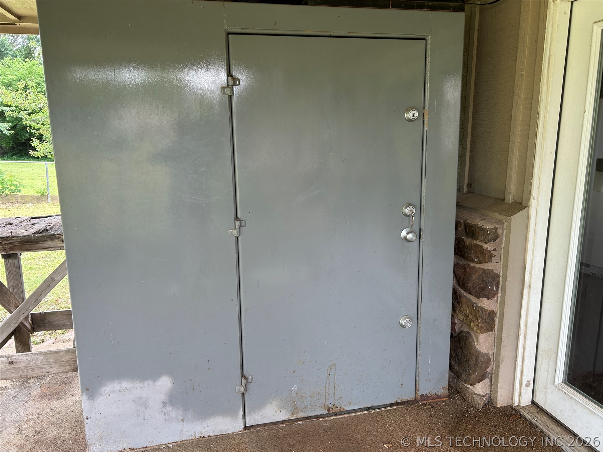 82 S Gladd Road Property Photo 21