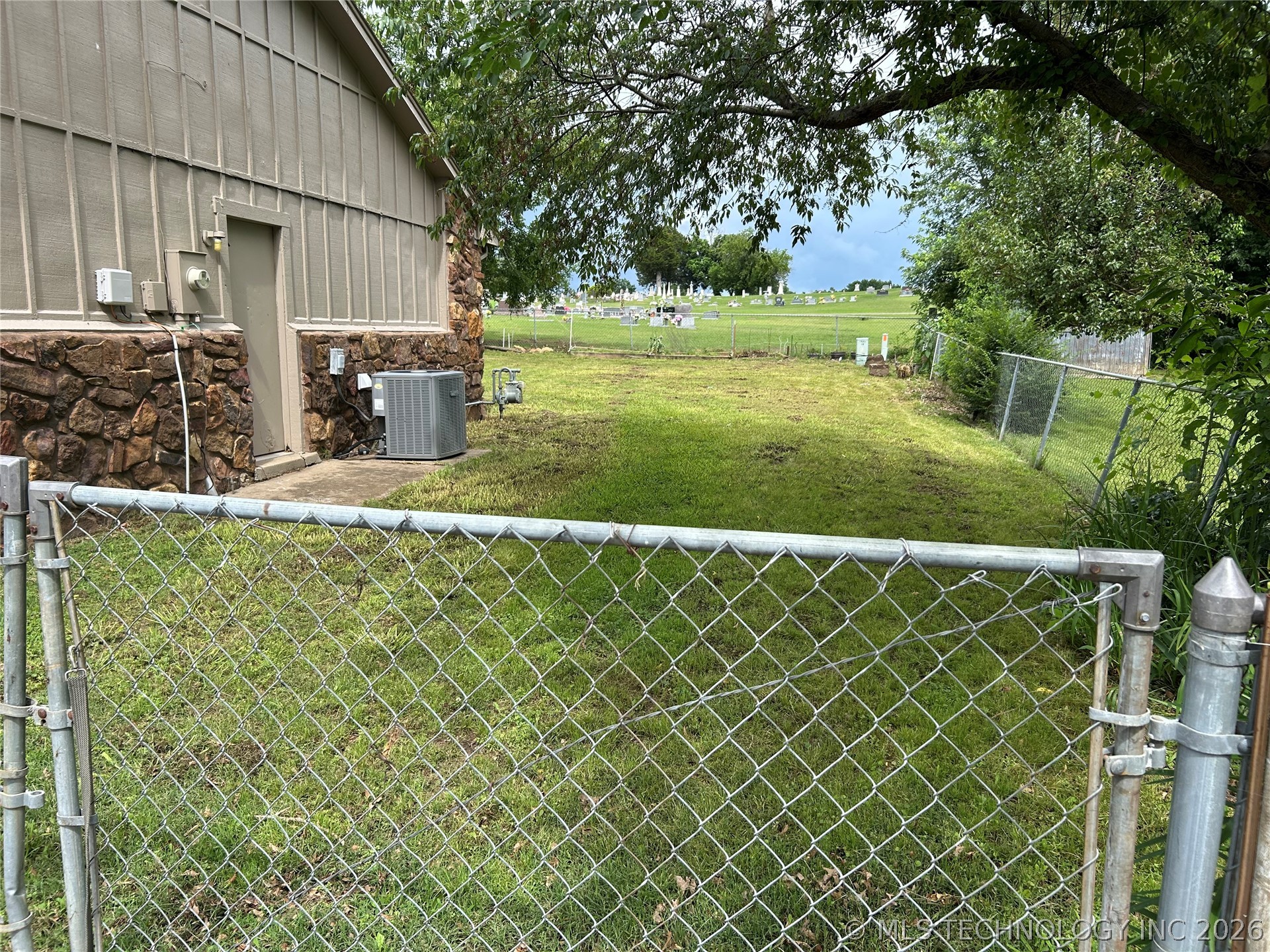 82 S Gladd Road Property Photo 24