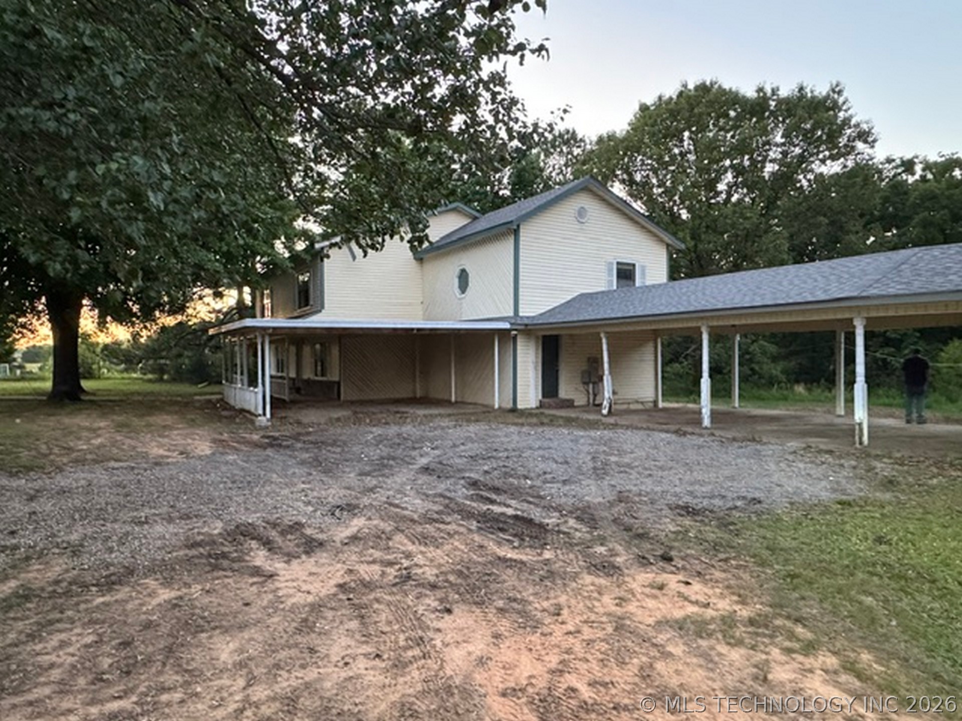 110490 S 4756 Property Photo 5