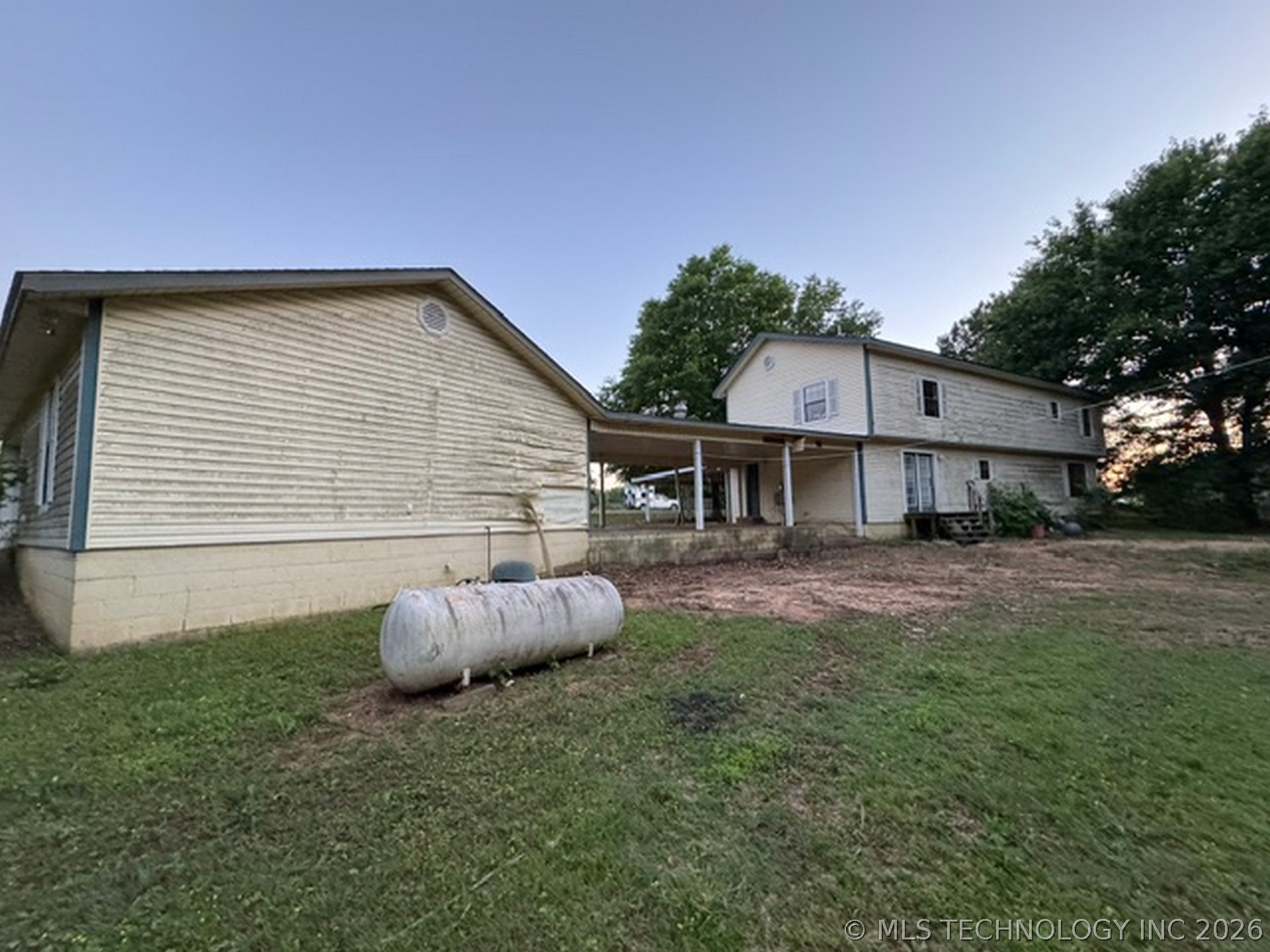 110490 S 4756 Property Photo 7