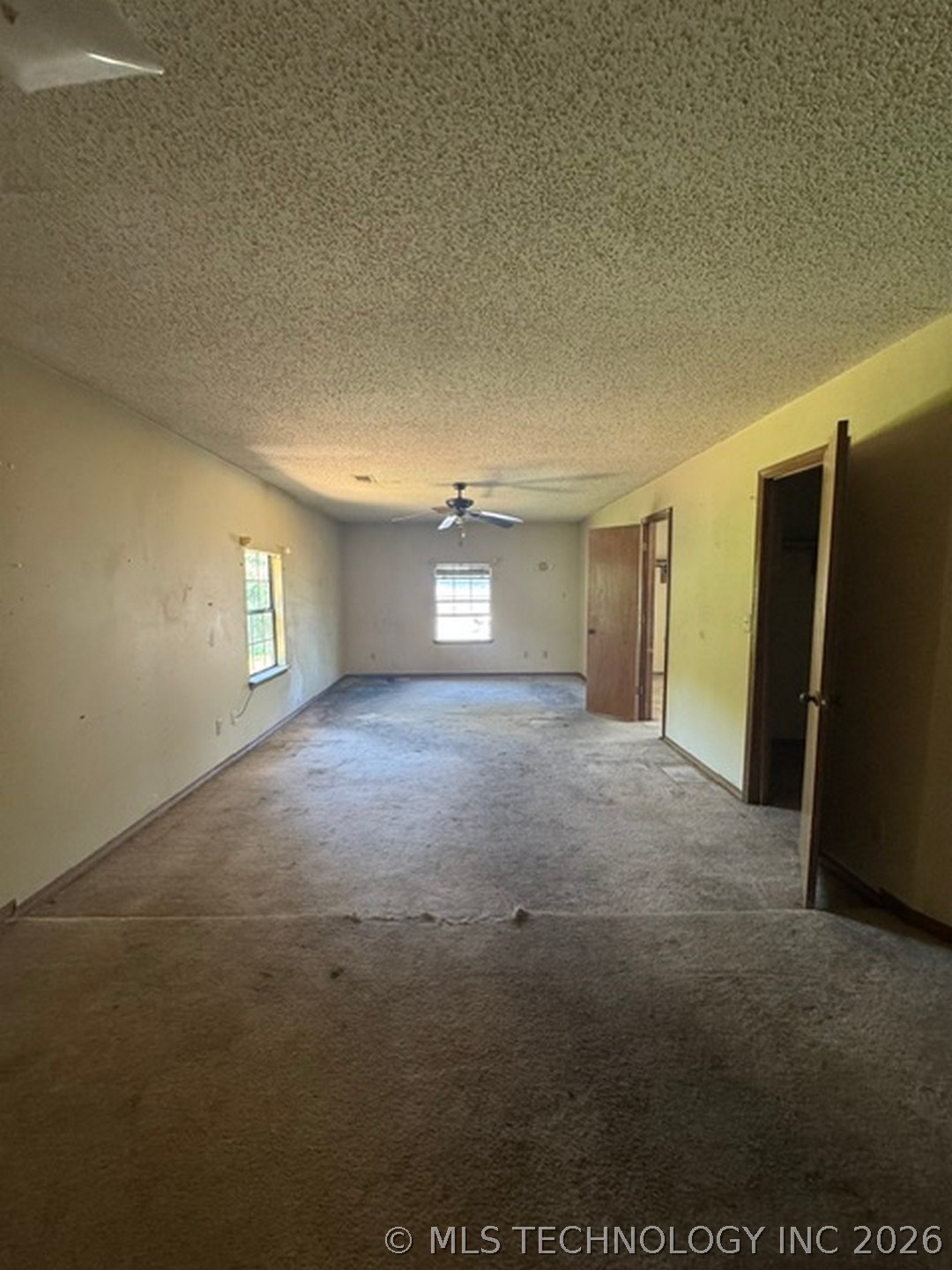 110490 S 4756 Property Photo 24